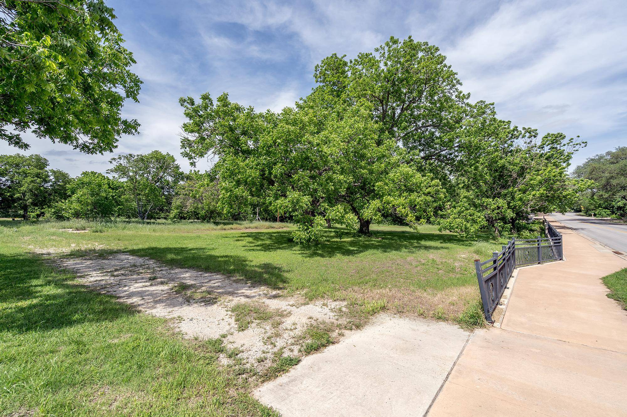 700 Main ST, Liberty Hill, TX 78642