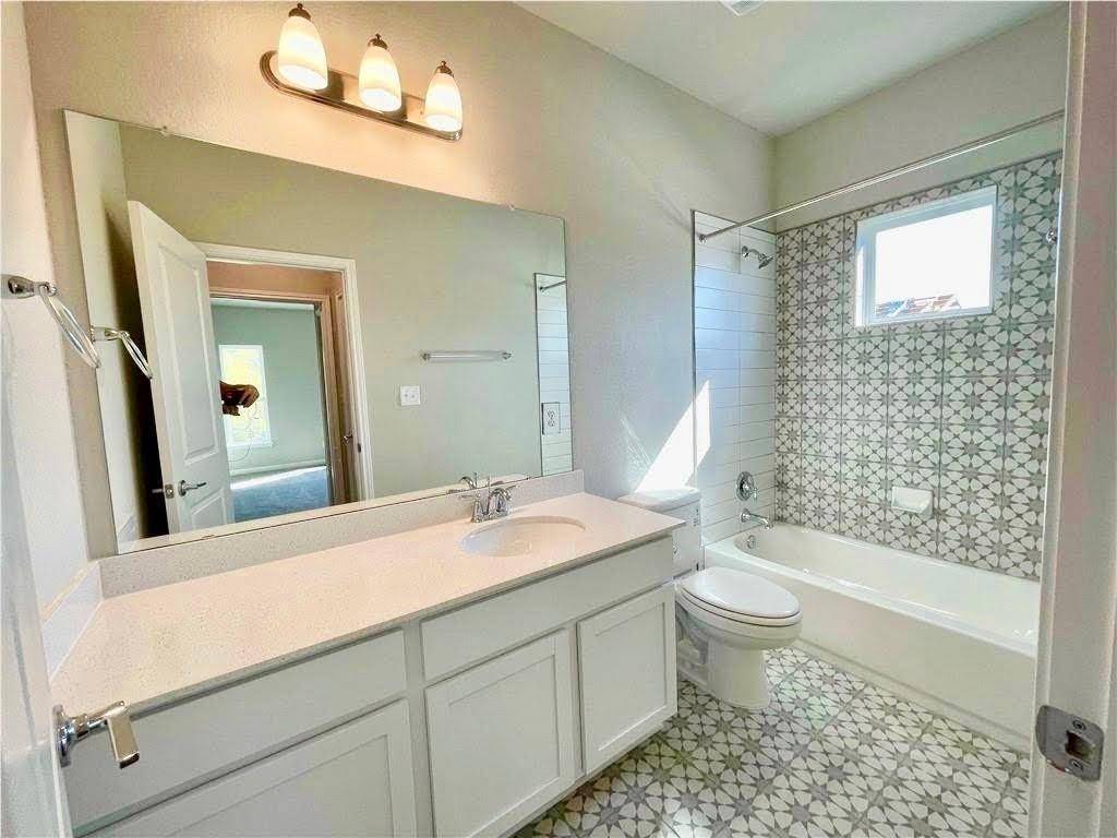 3017 Settlement DR #32, Round Rock, TX 78665
