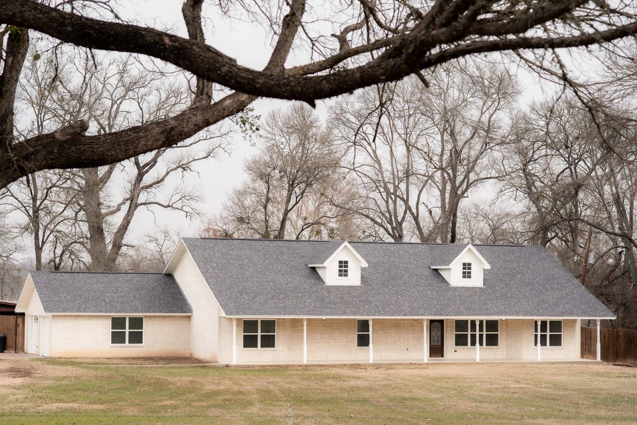 788 FM 2571, Smithville, TX 78957