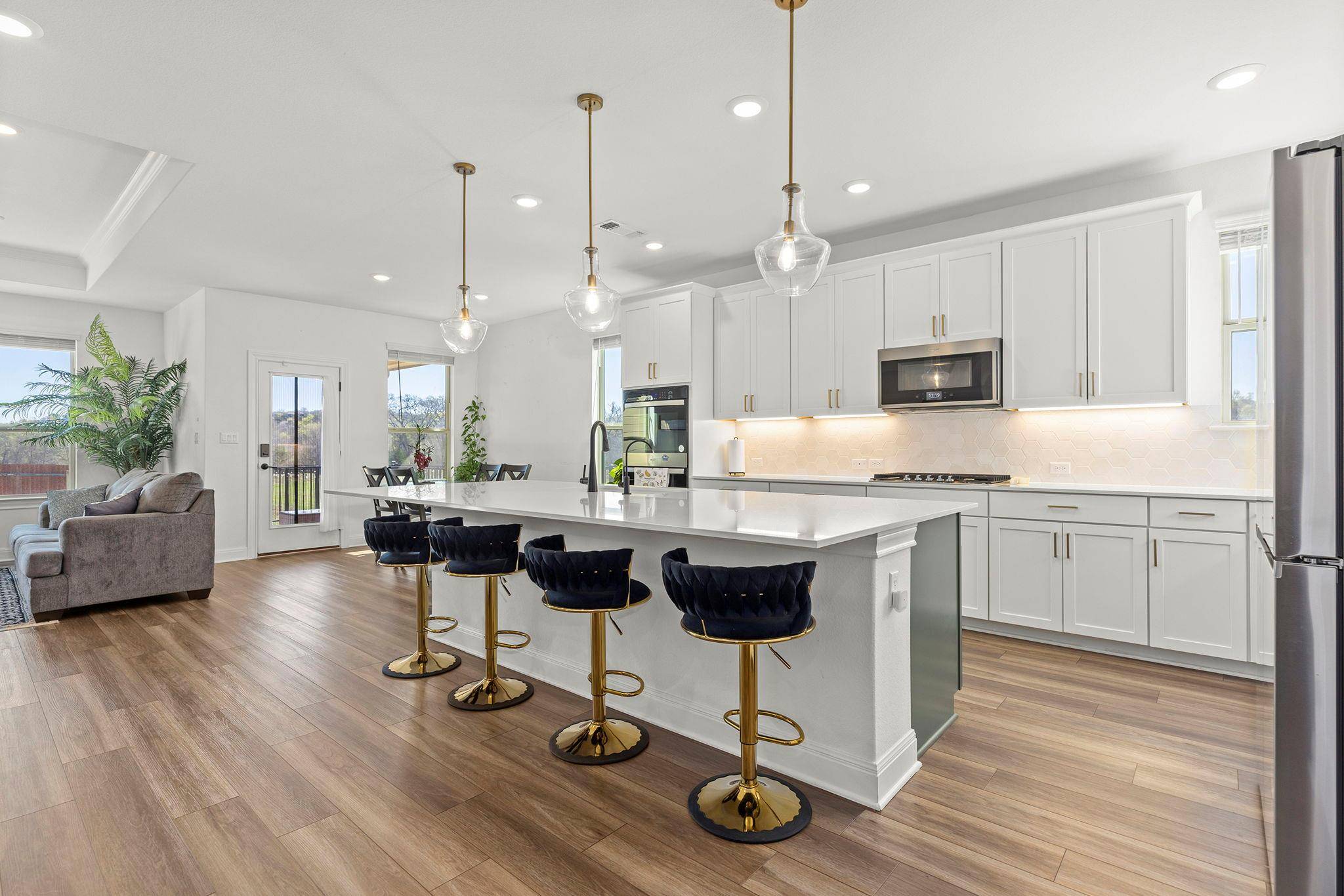 317 Canyoncrest WAY, Liberty Hill, TX 78642