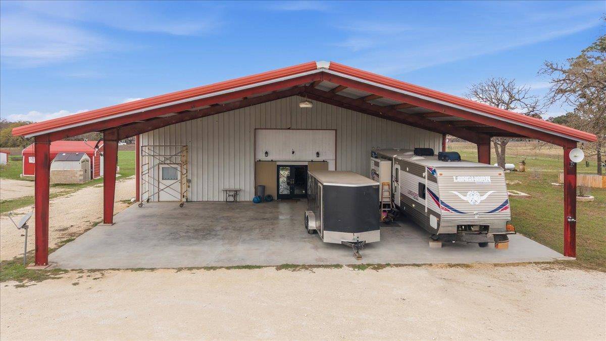 2187 Highway 290 E, Mcdade, TX 78650
