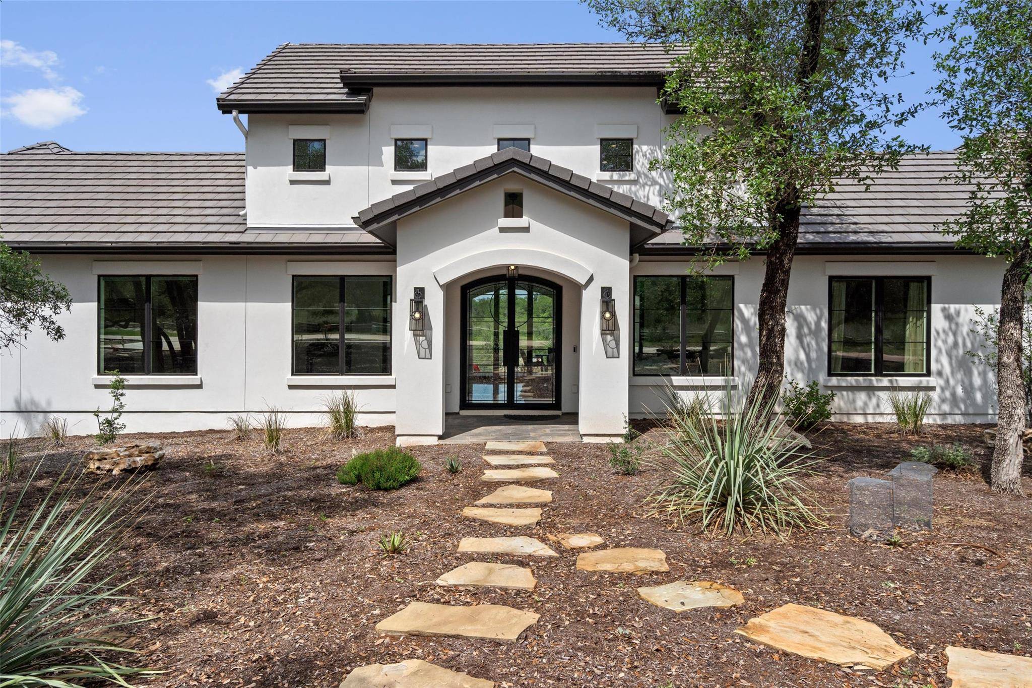 1805 Performer RD, Spicewood, TX 78669