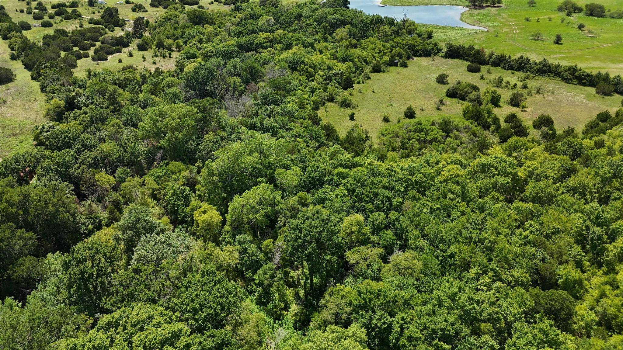 2416 Eddy Gatesville PKWY, Bruceville-eddy, TX 76524