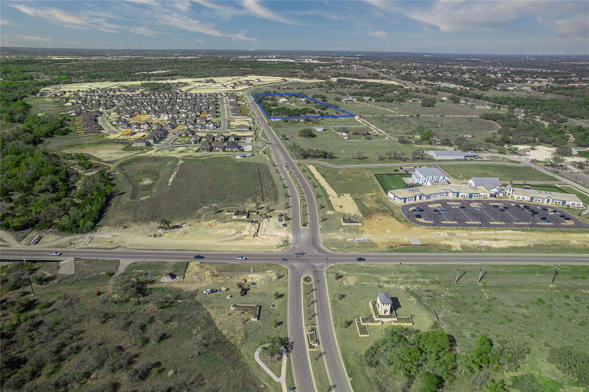 310 Craigen RD, Liberty Hill, TX 78642