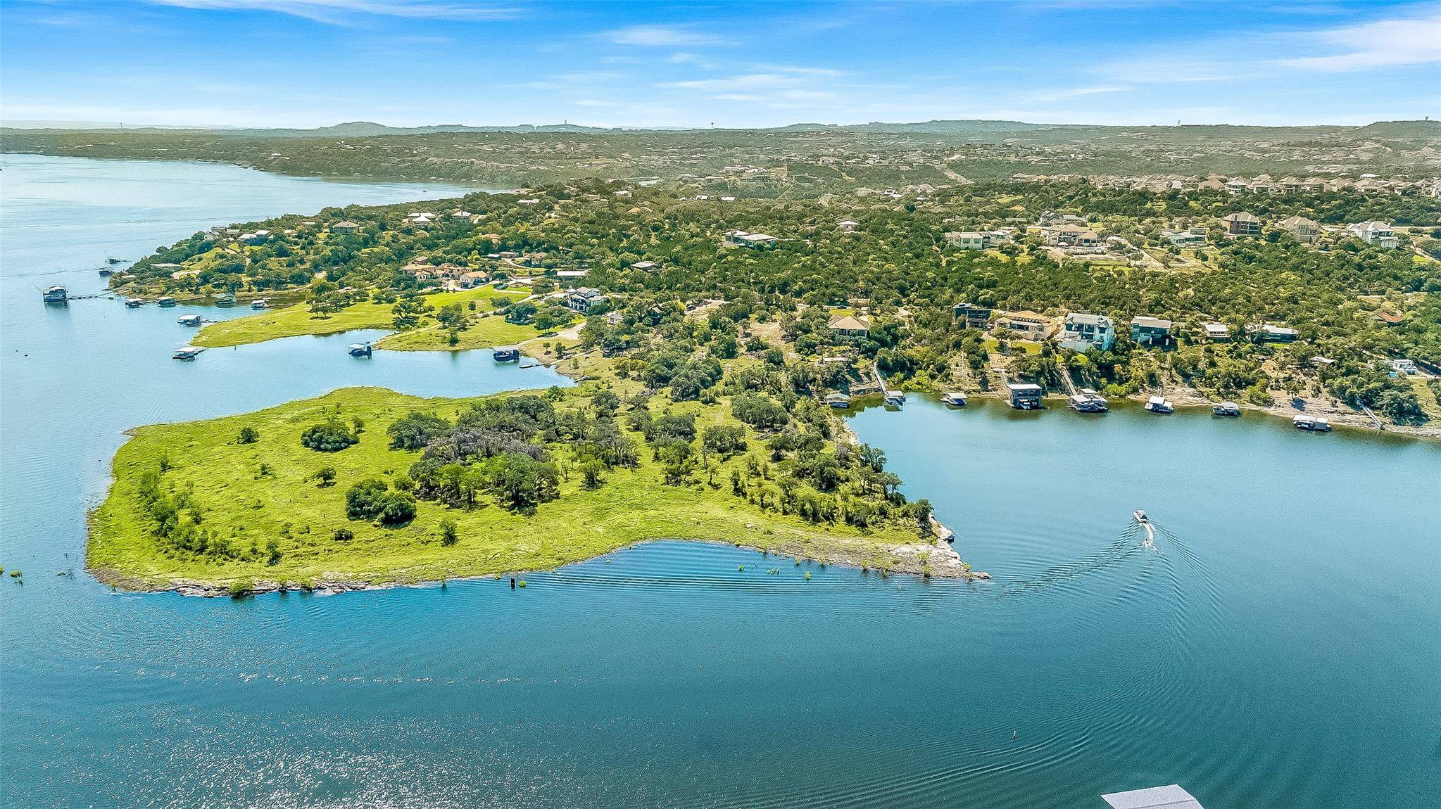 19813 Lakehurst LOOP, Spicewood, TX 78669