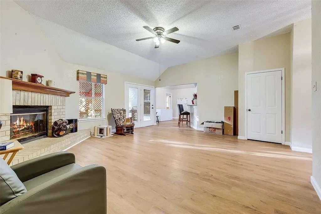 107 Patricia RD, Georgetown, TX 78628