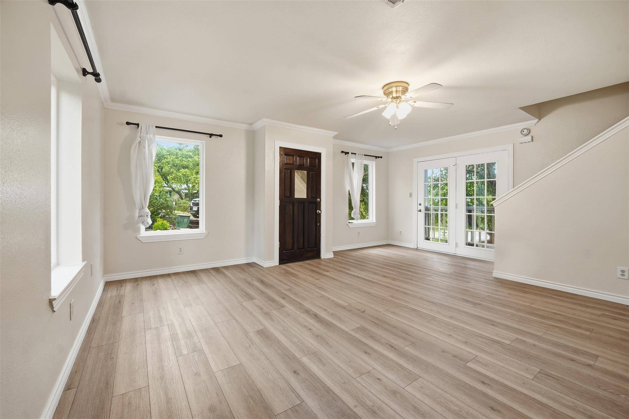 1104 Franklin DR, San Marcos, TX 78666