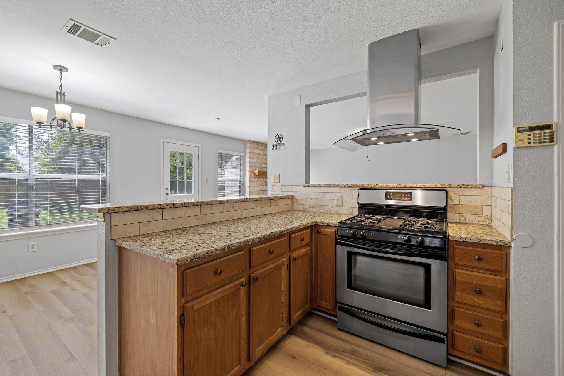 8413 Priest River DR, Round Rock, TX 78681