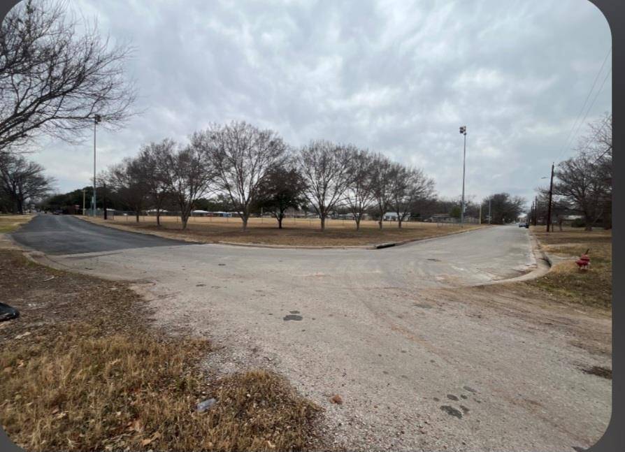 1201 Emile ST, Bastrop, TX 78602