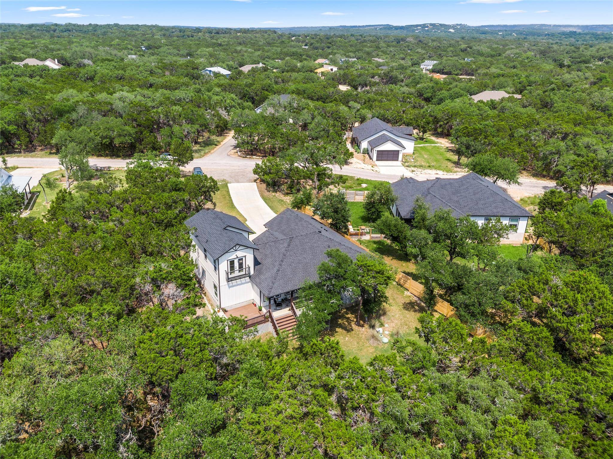 54 Acacia DR, Wimberley, TX 78676