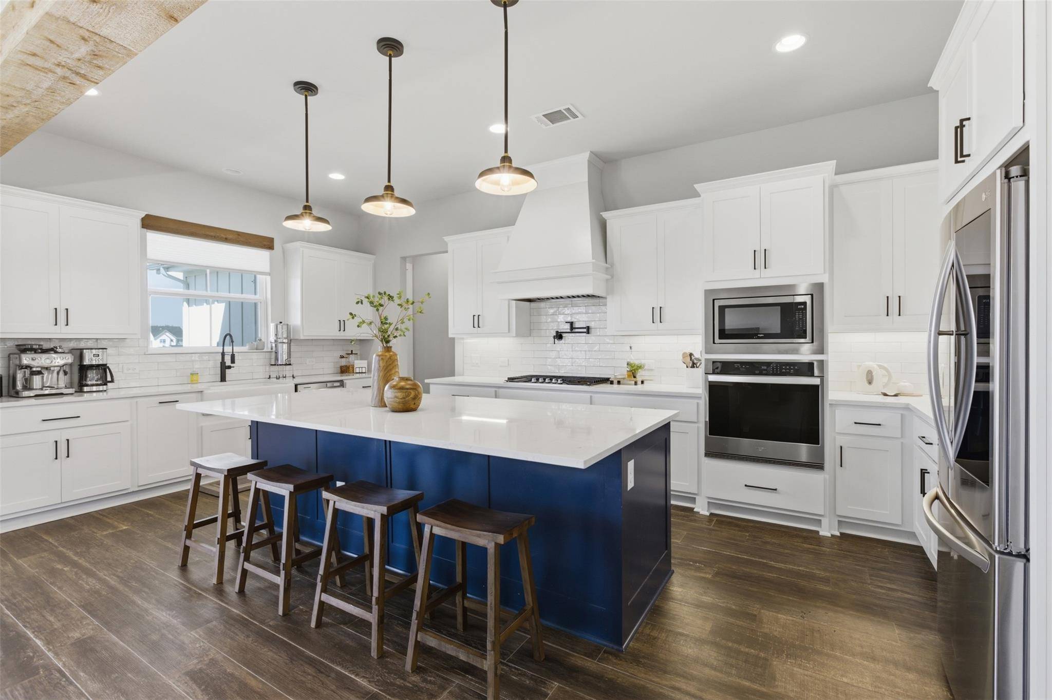 300 County Road 220, Florence, TX 76527