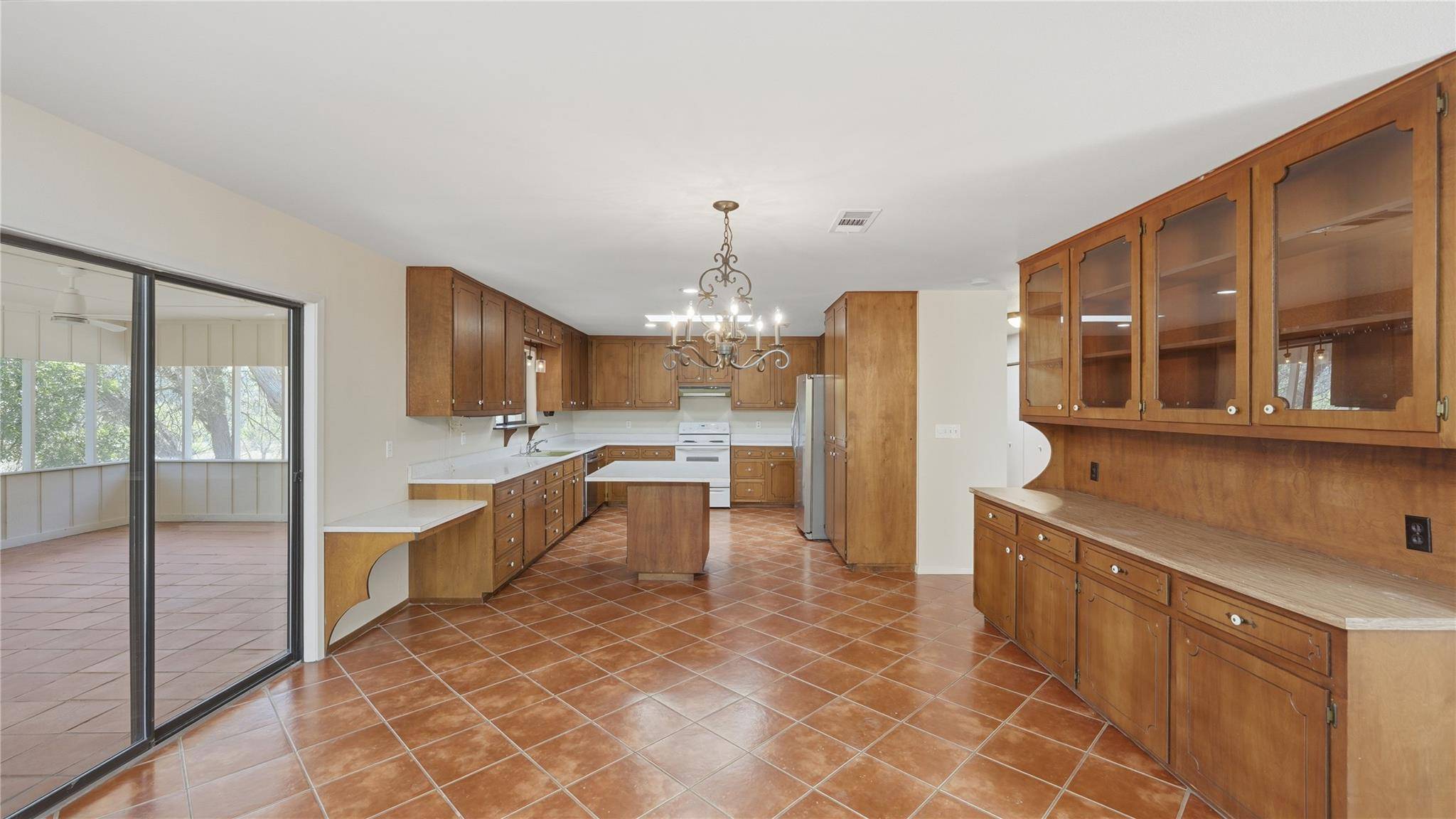 625 Mountain Laurel DR, New Braunfels, TX 78132