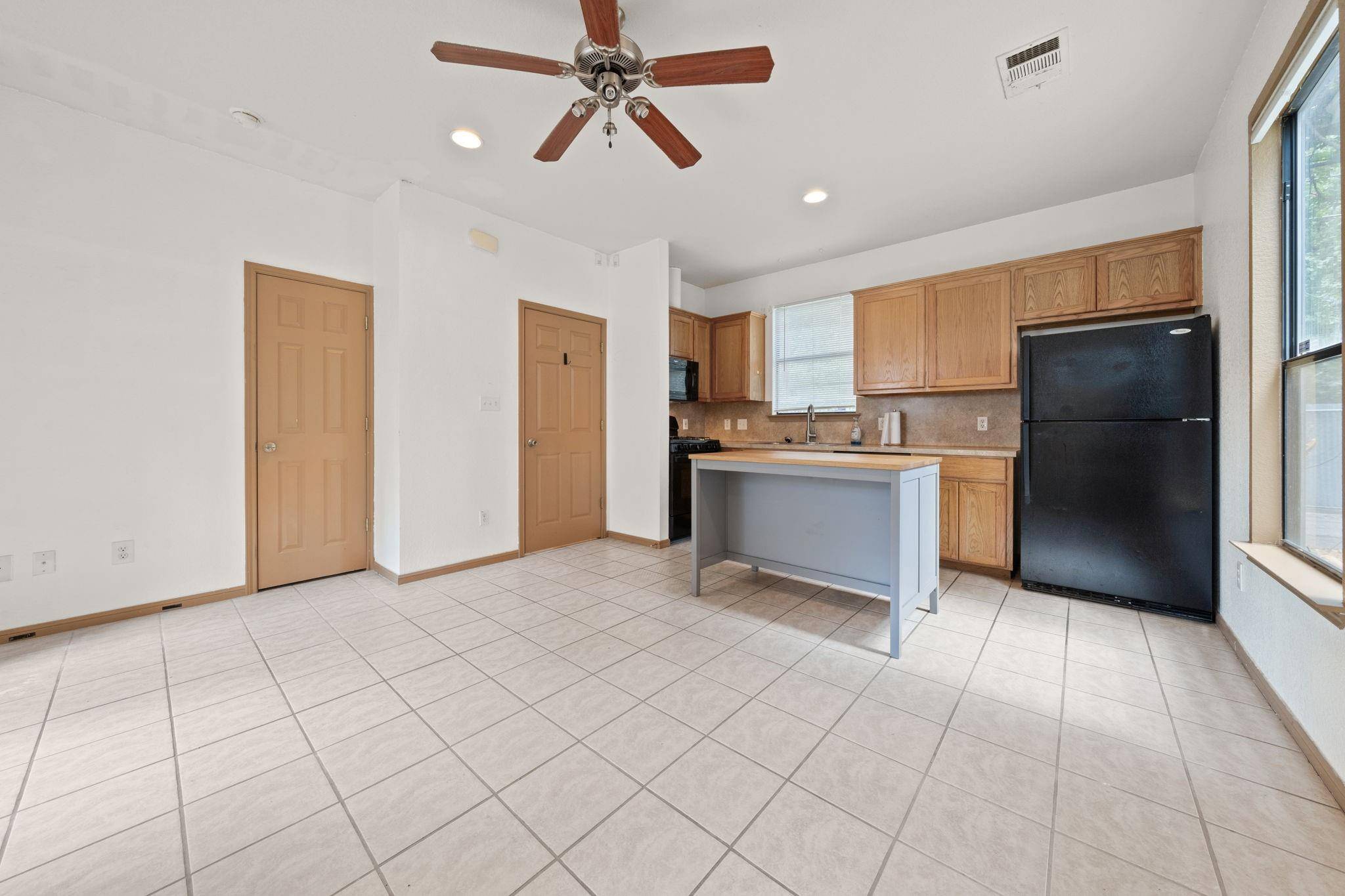 1904 Garden ST #B, Austin, TX 78702
