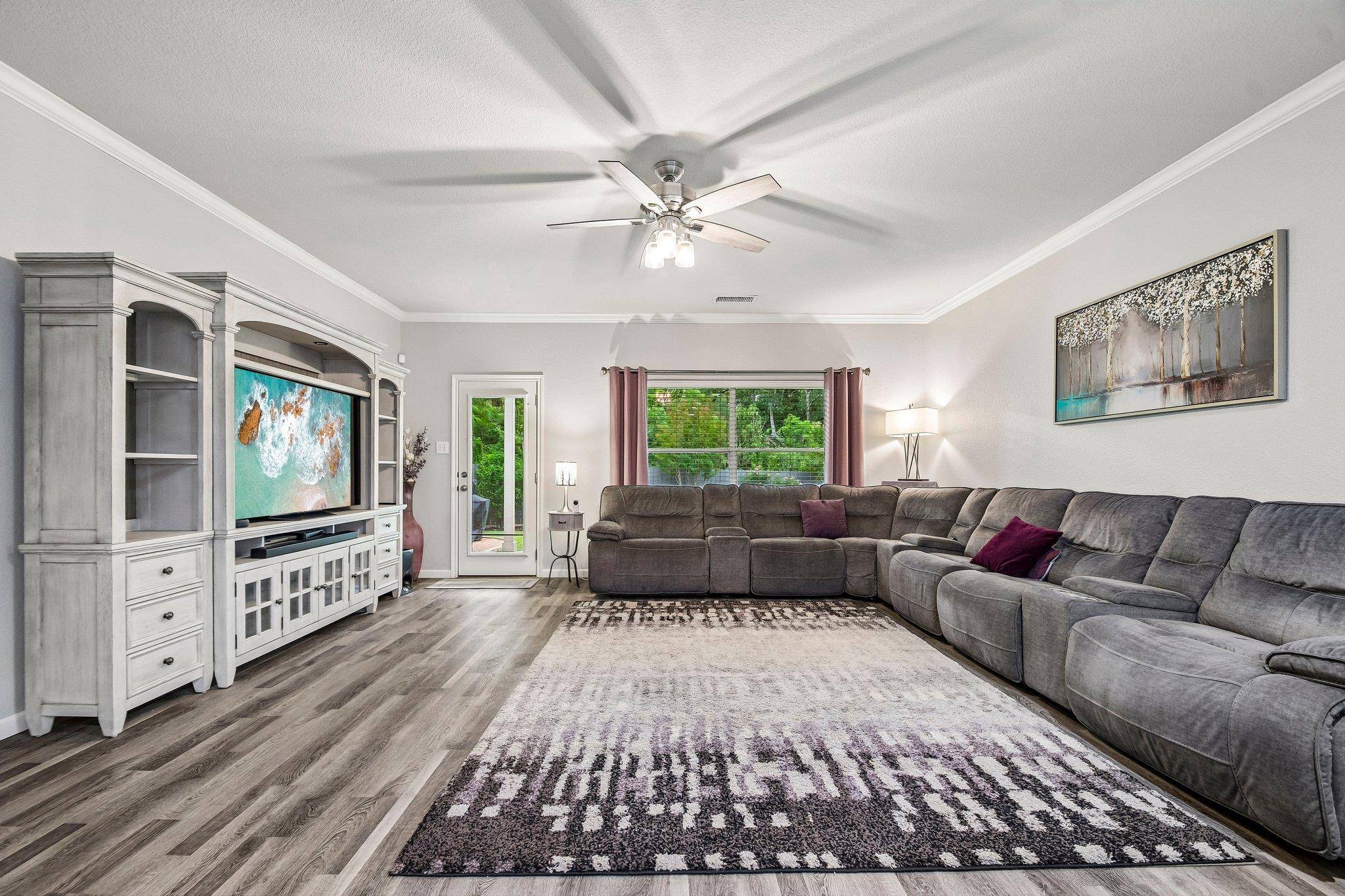 913 Hyde Park DR, Round Rock, TX 78665