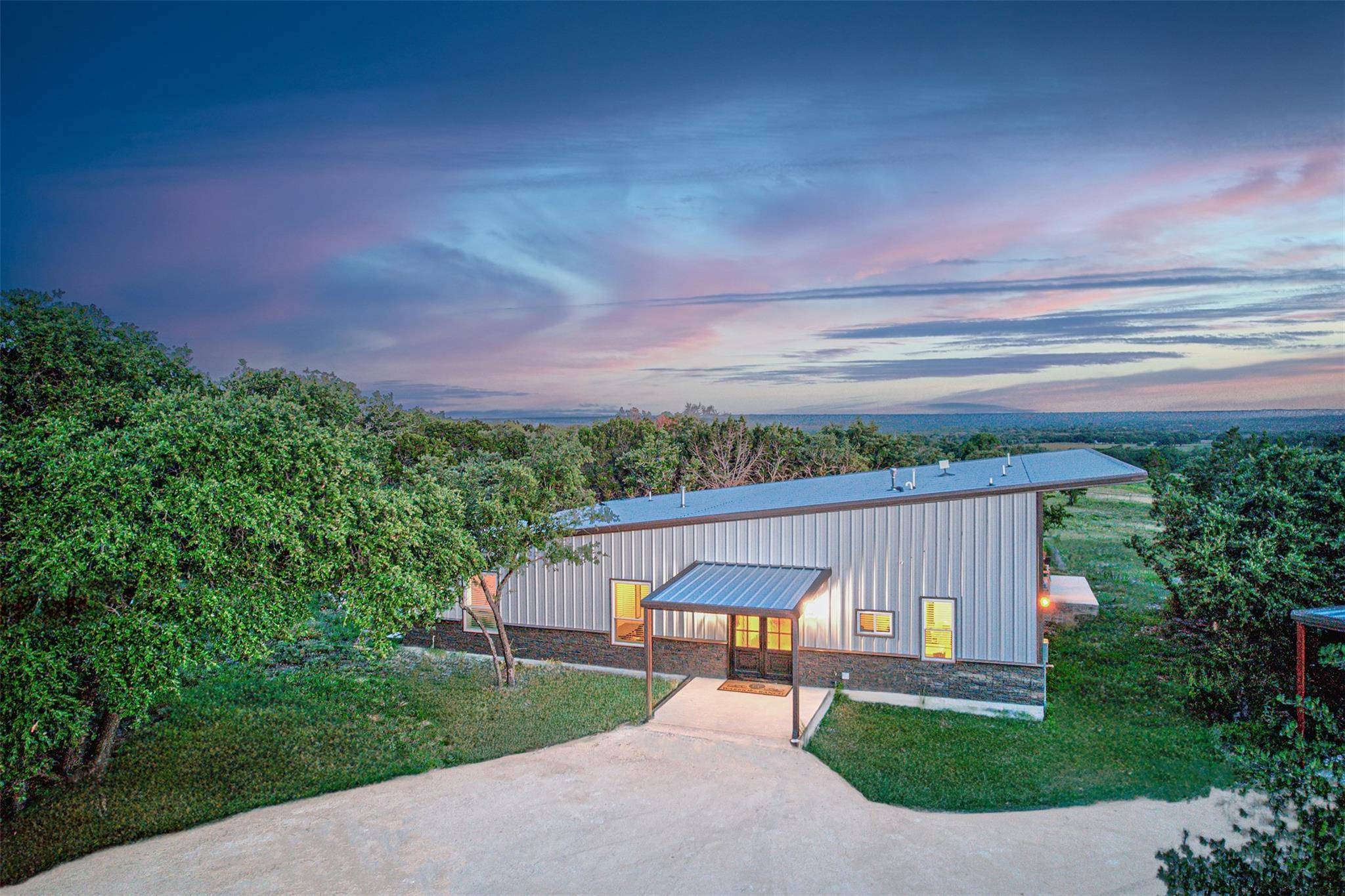 119 Miller Creek BLF, Briggs, TX 78608