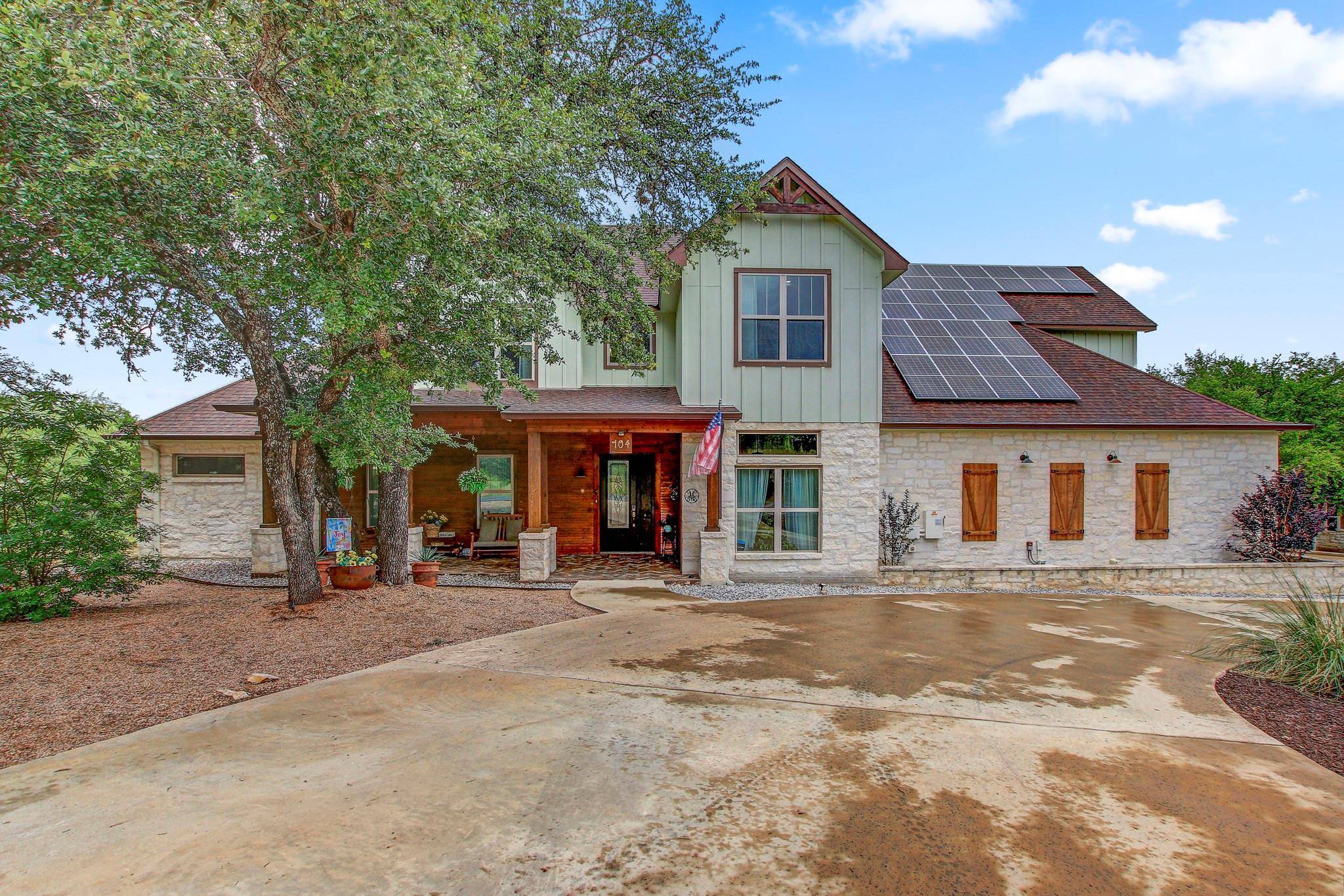 104 Kendall RD, Spicewood, TX 78669