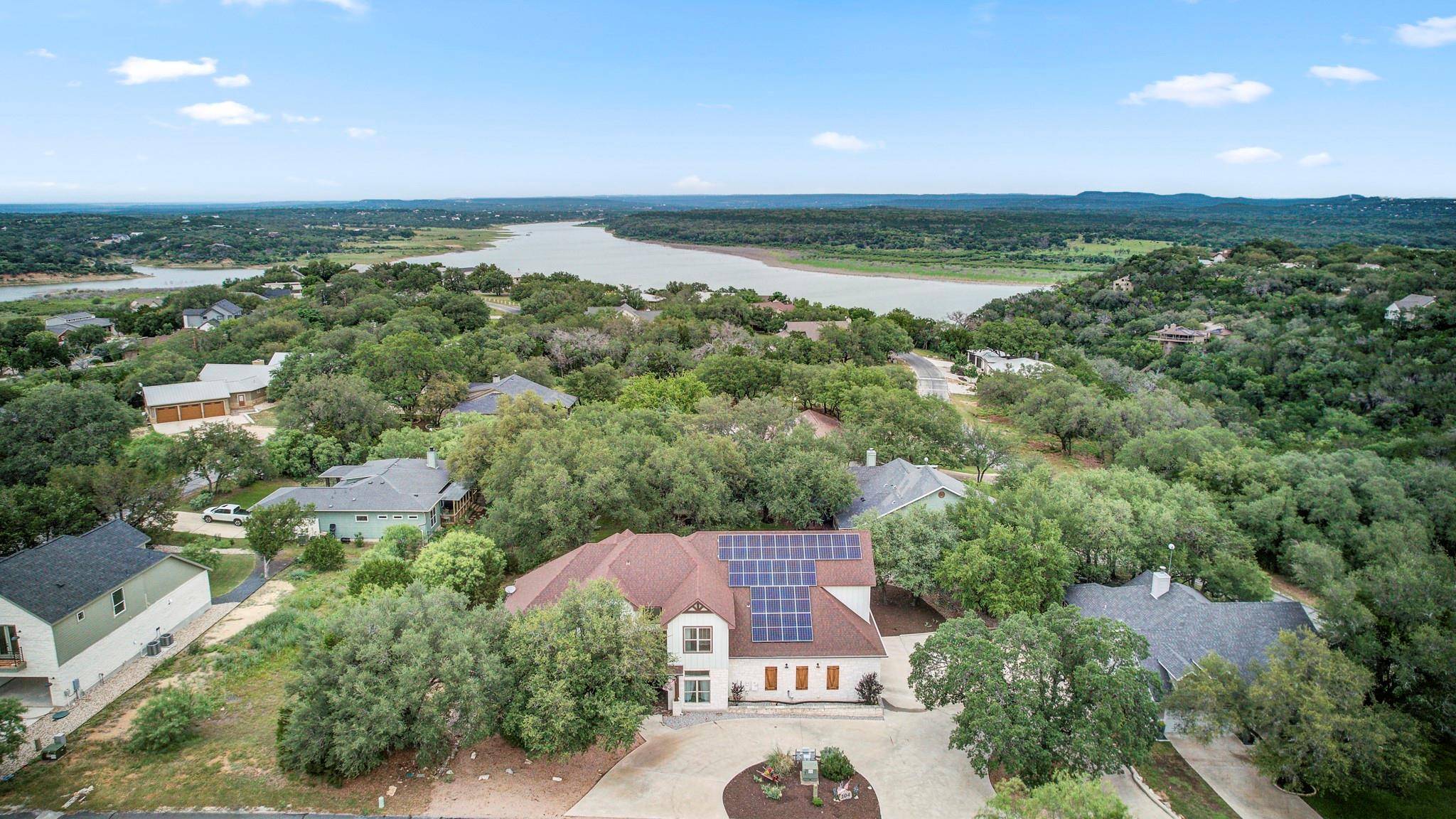 104 Kendall RD, Spicewood, TX 78669