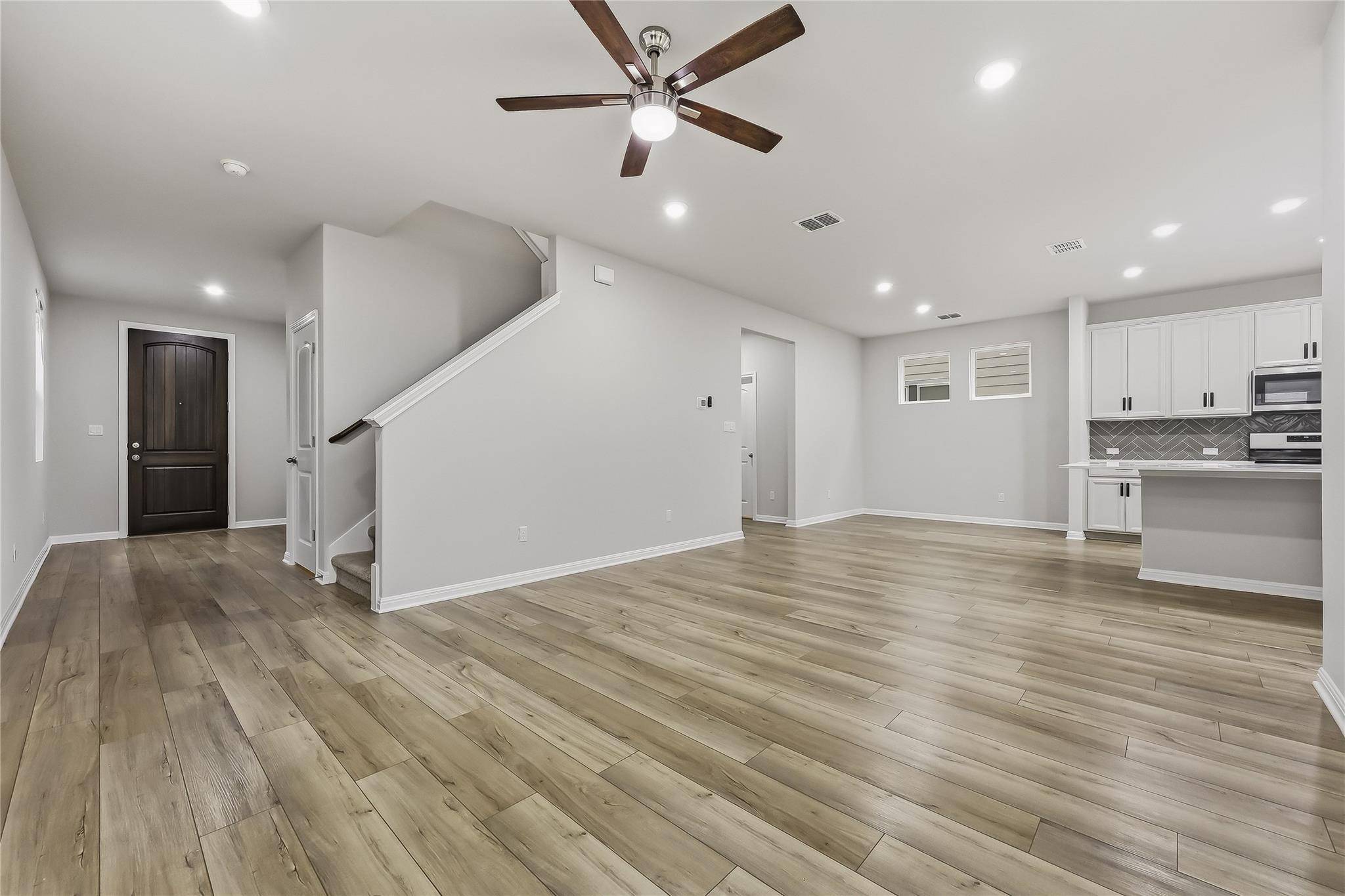 2520 Roosevelt RD, Leander, TX 78641
