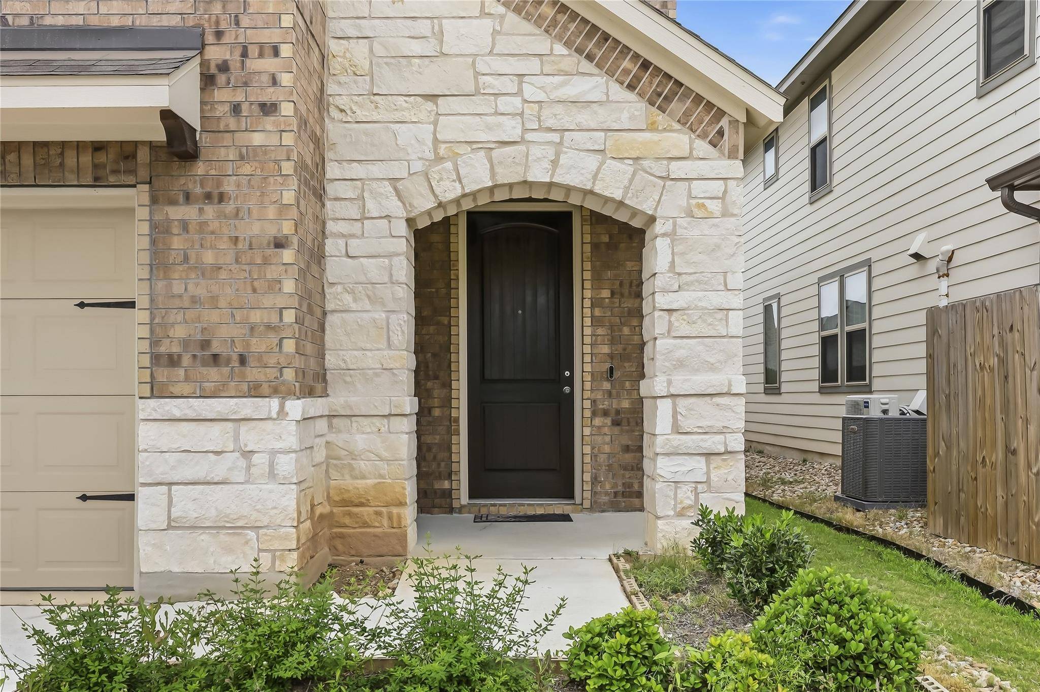 2520 Roosevelt RD, Leander, TX 78641