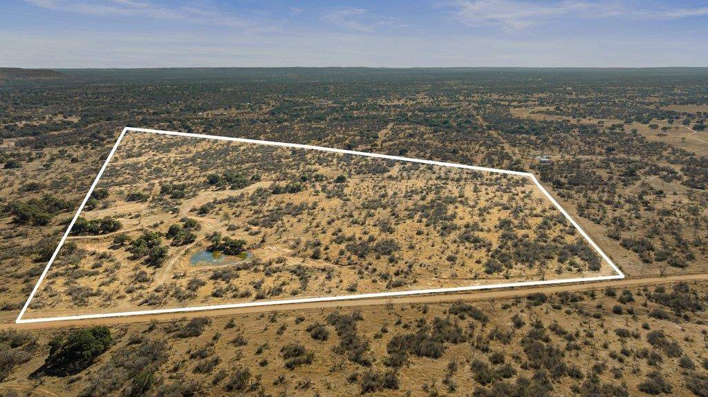 6304-A County Road 110 RD, Llano, TX 78643