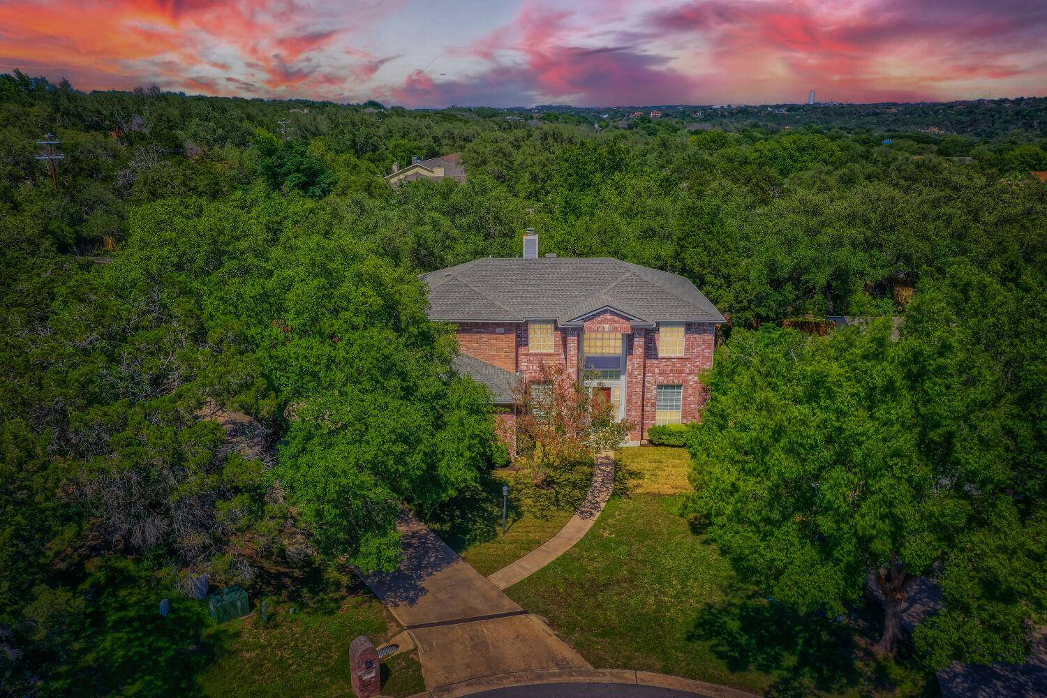 216 Sailors RUN, Lakeway, TX 78734