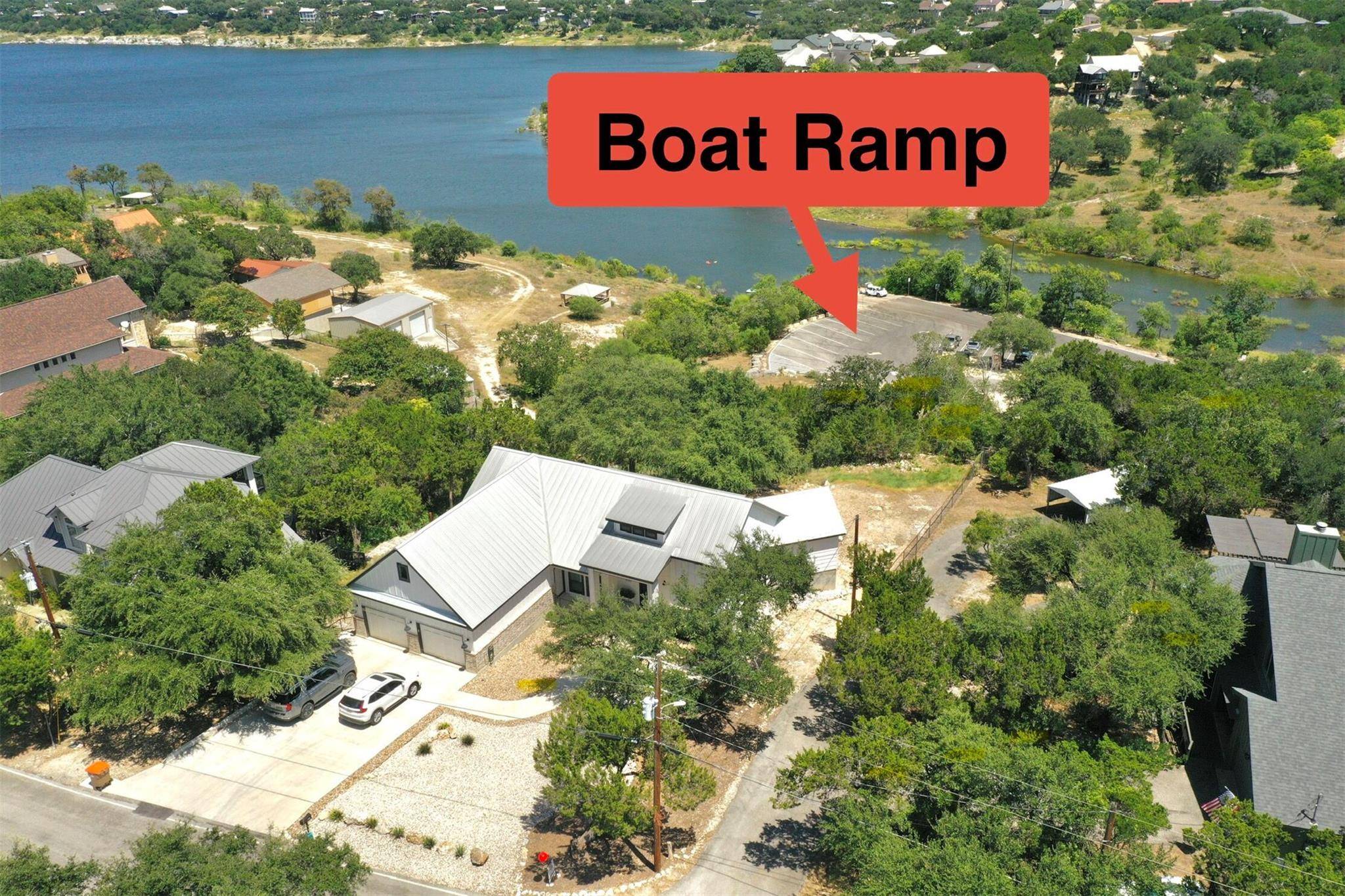 1799 Lakeside DR W, Canyon Lake, TX 78133
