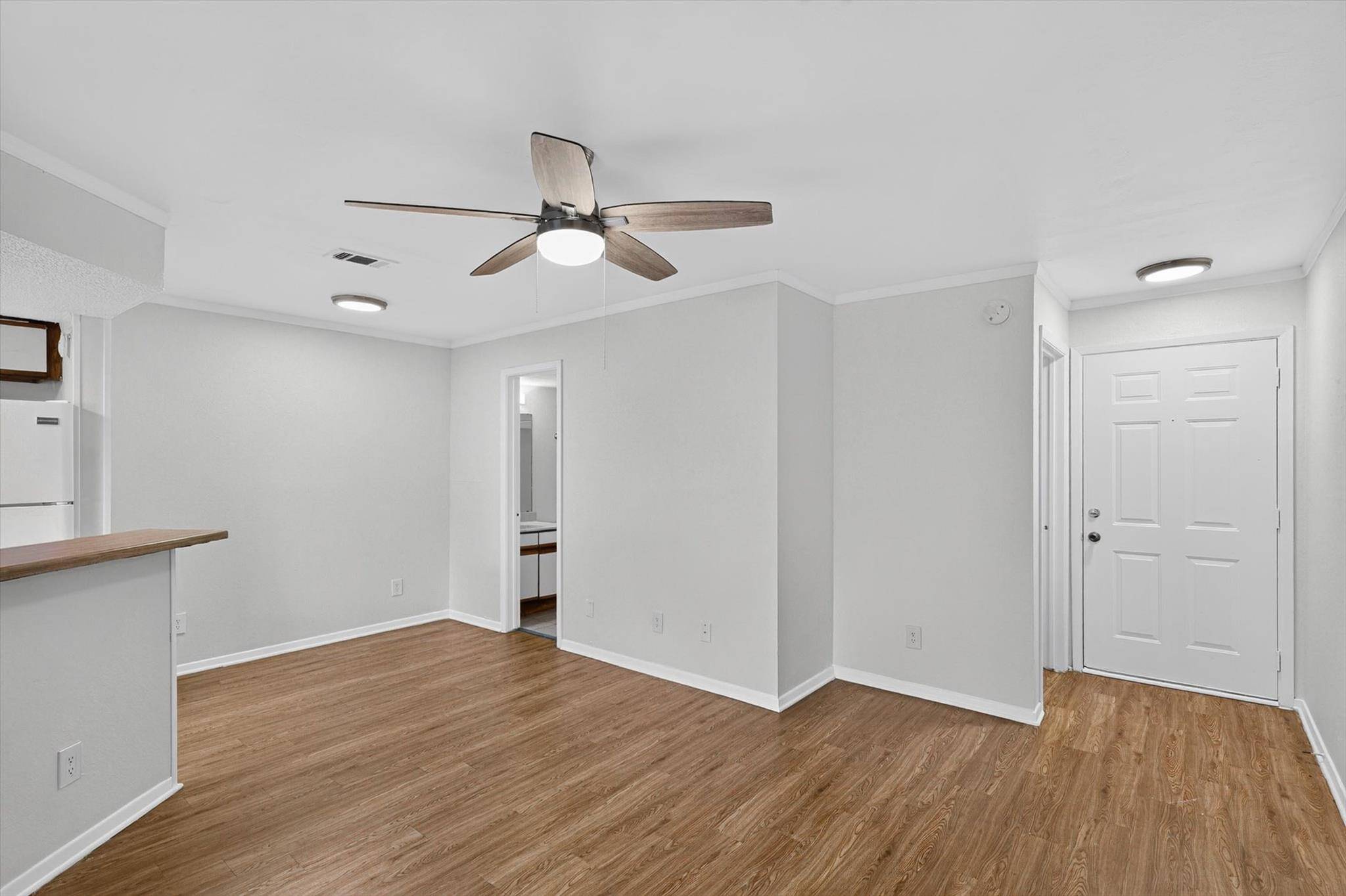 2500 Burleson RD #615, Austin, TX 78741