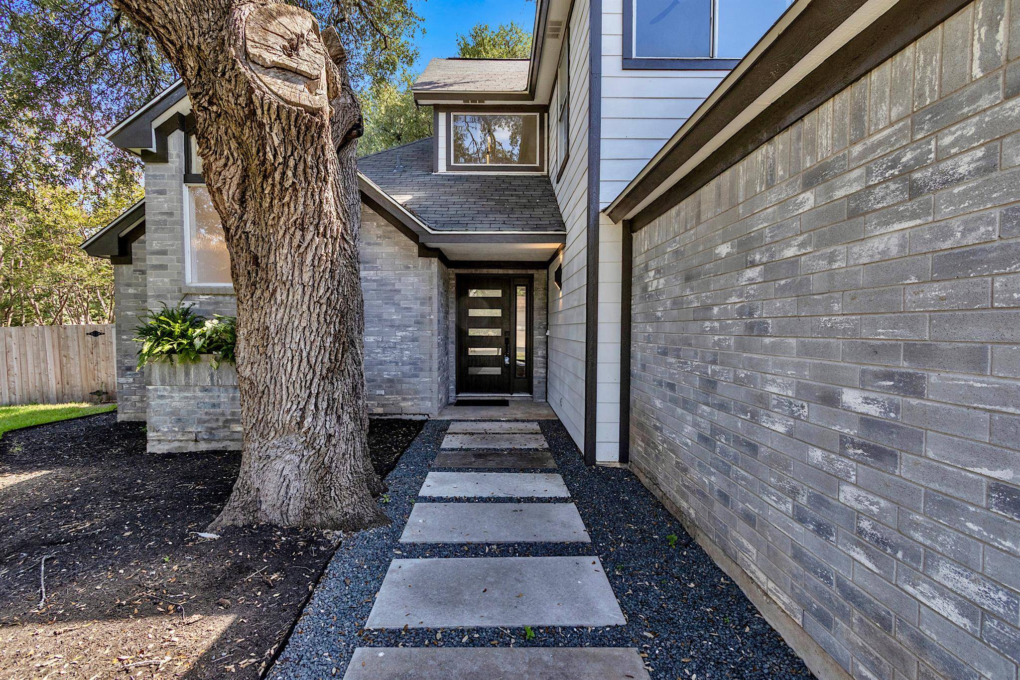 8301 Mendota CV, Austin, TX 78717