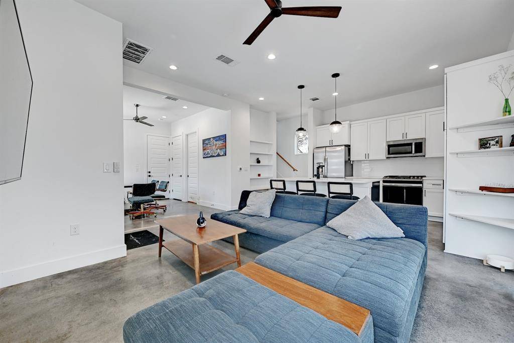 2812 E 4th ST #2, Austin, TX 78702