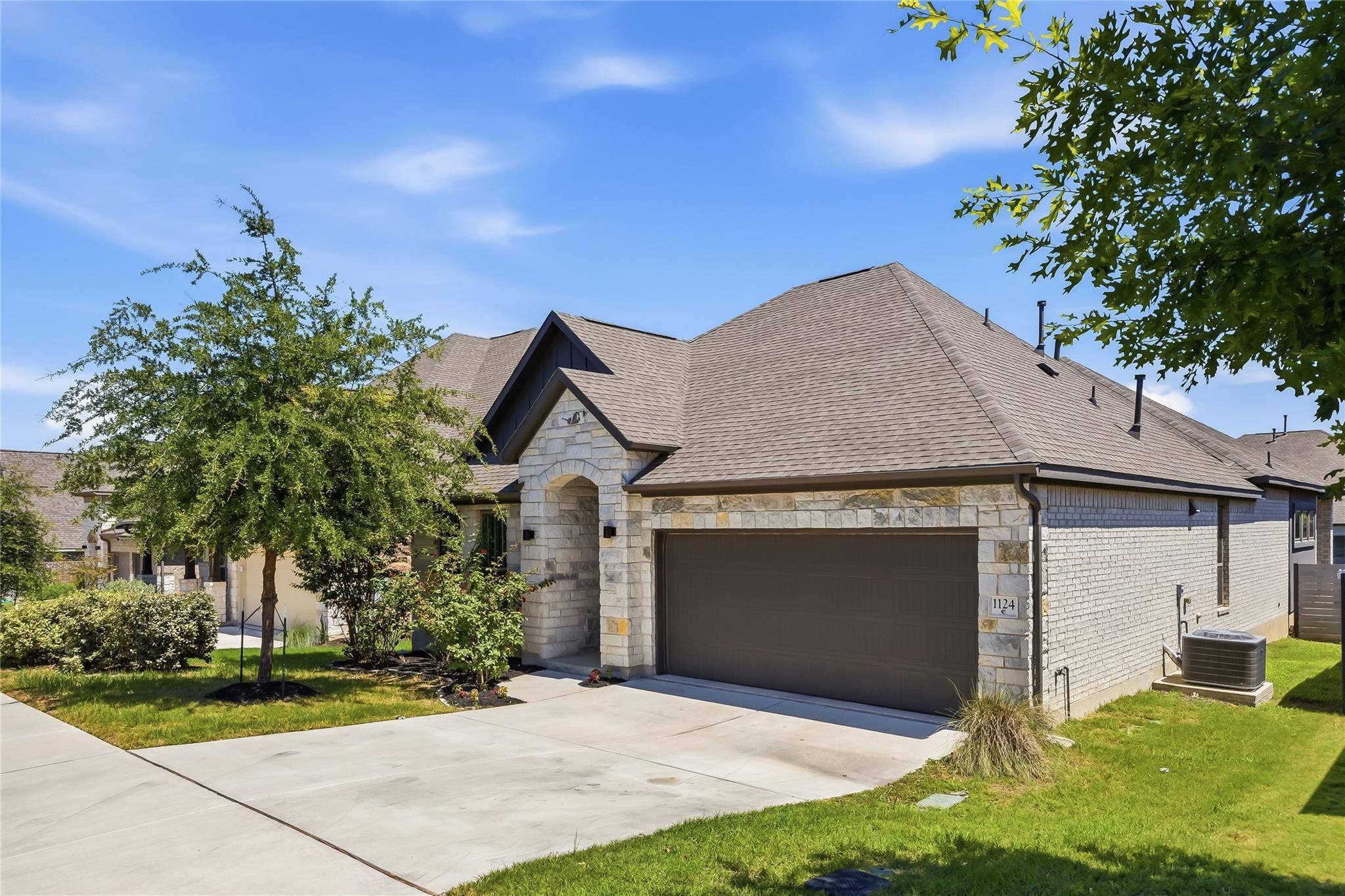 1124 Stetson Hat TRL, Georgetown, TX 78628