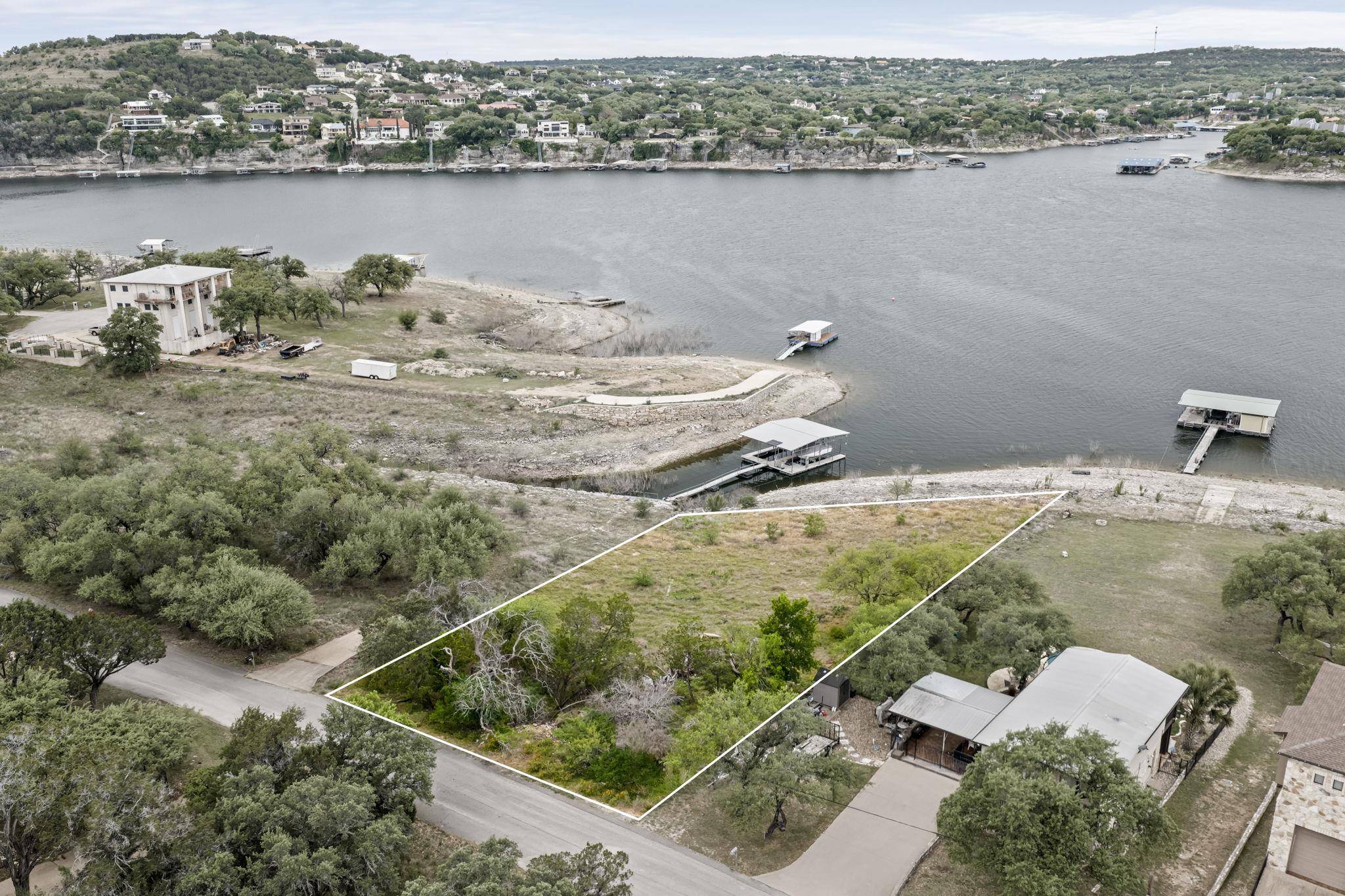 21909 Mockingbird ST, Lago Vista, TX 78645