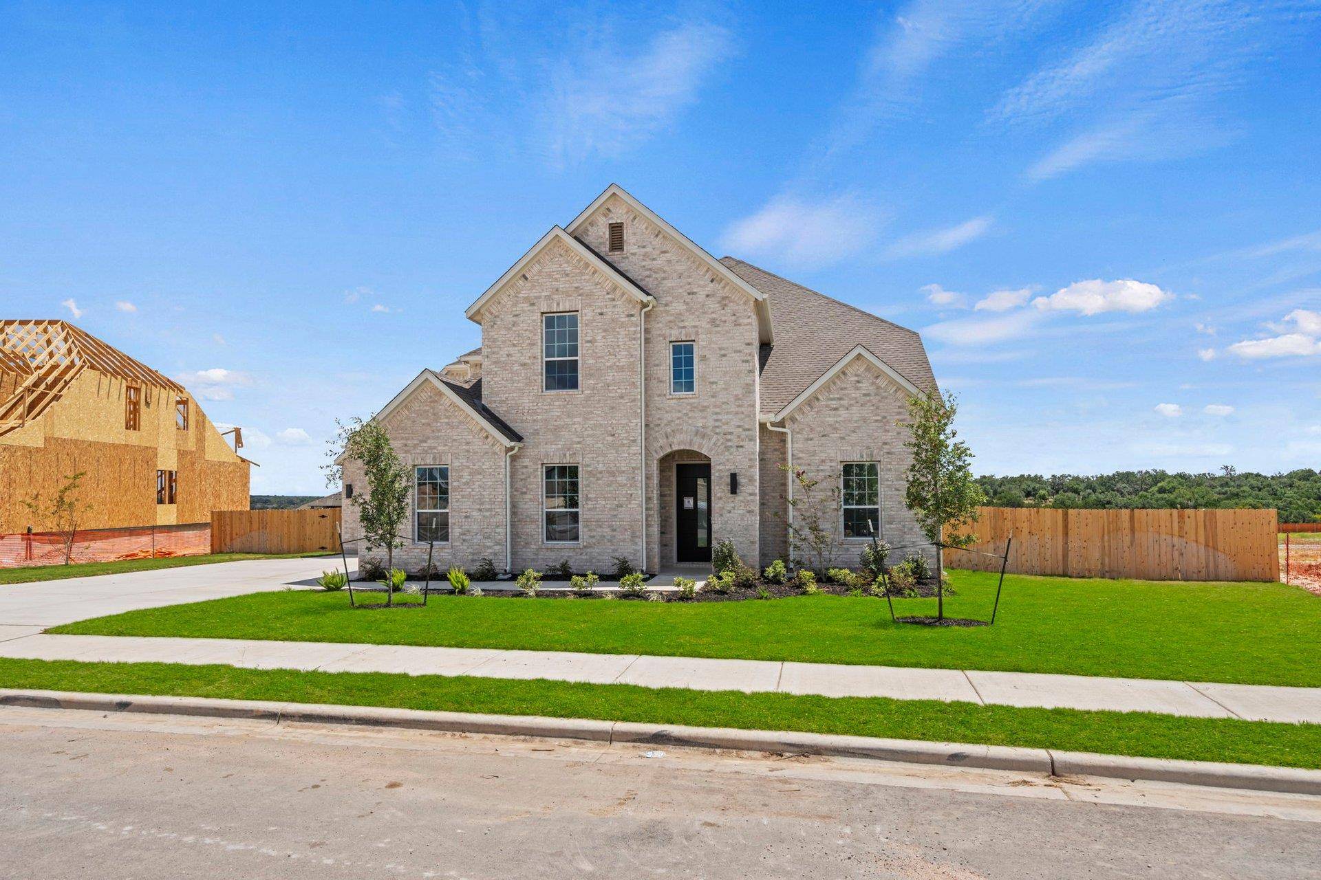 120 Clancy DR, Liberty Hill, TX 78642