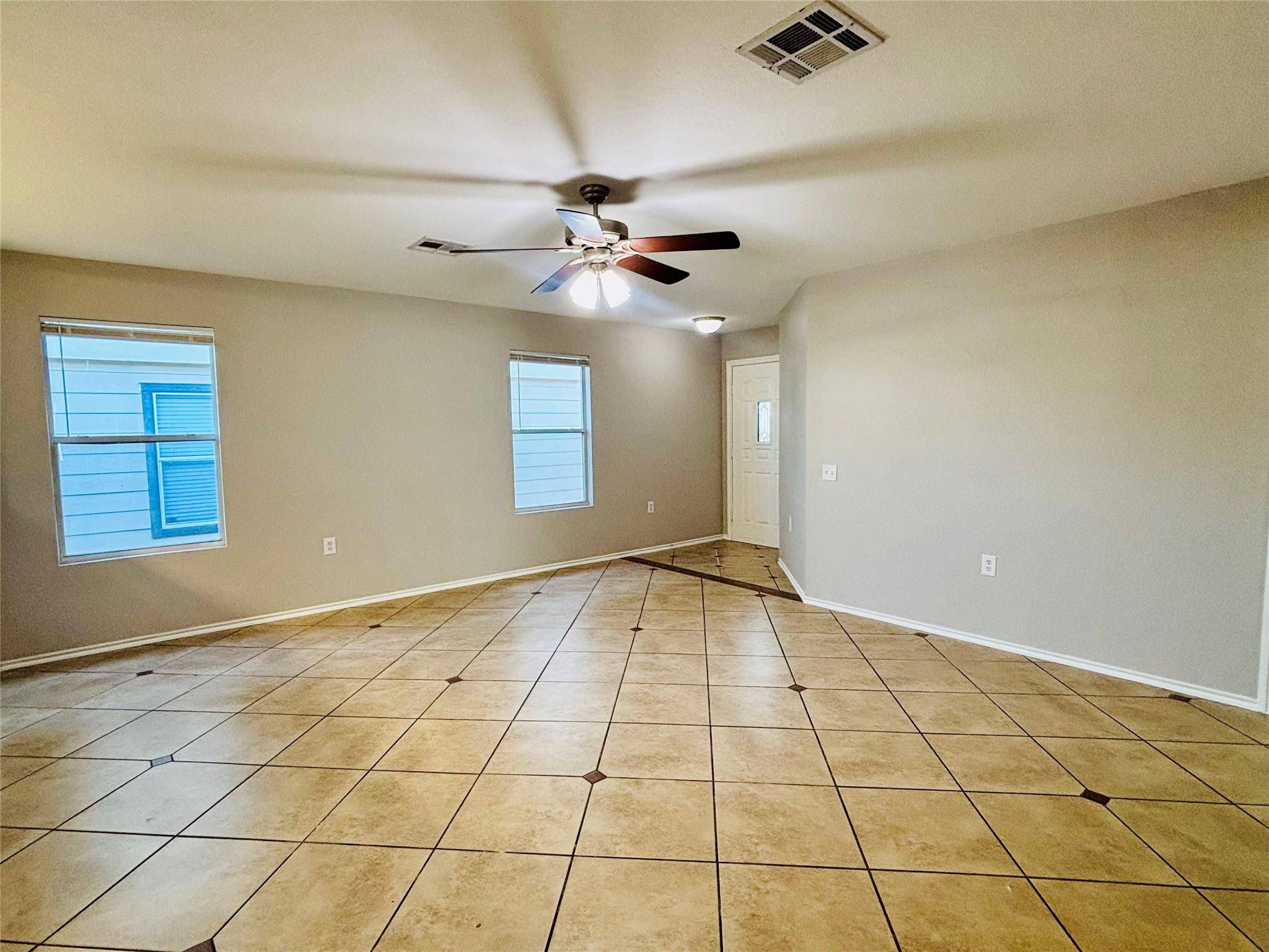 7424 Cayenne LN, Austin, TX 78741