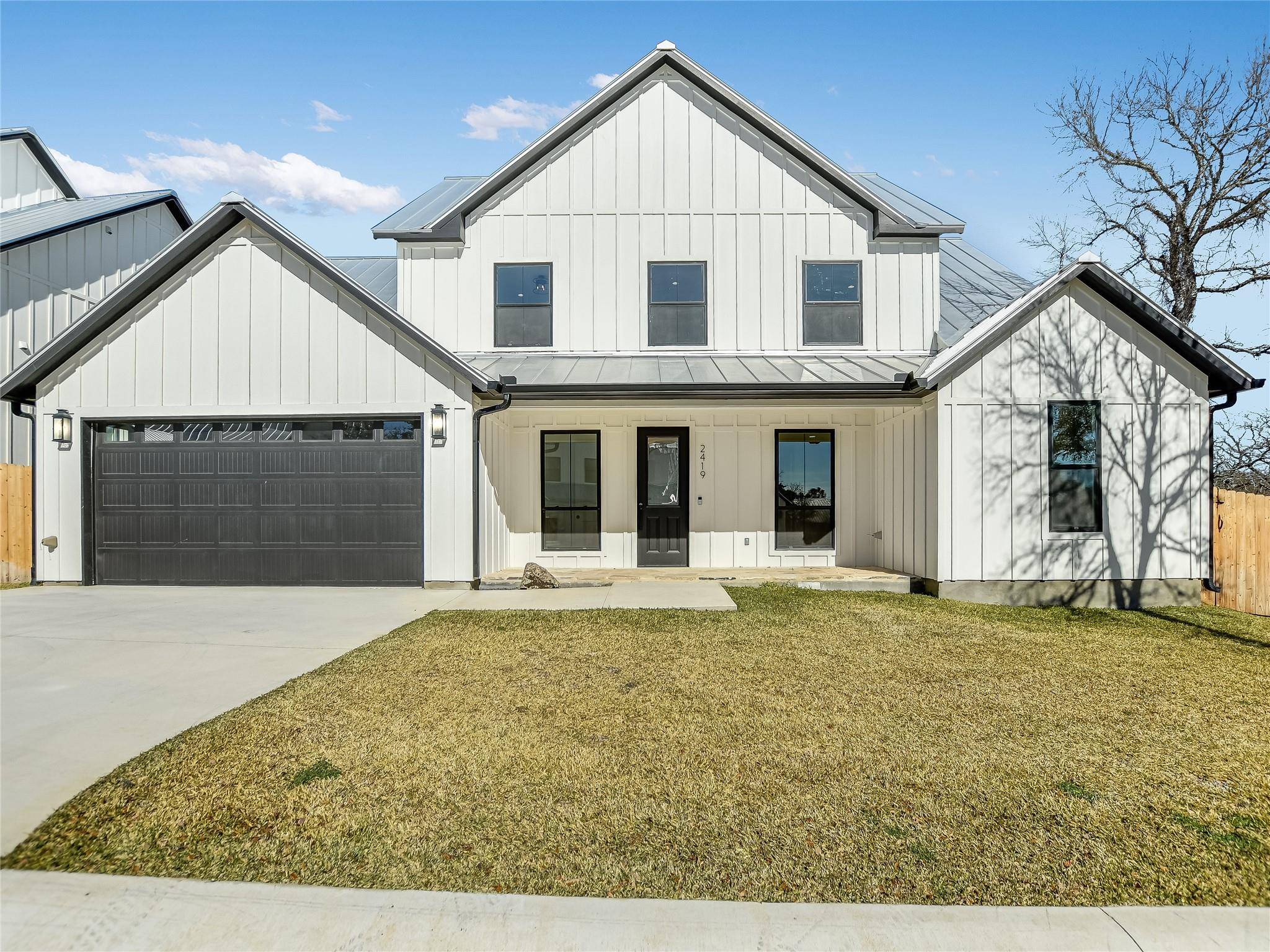 2419 Cherry LN, Kingsland, TX 78639