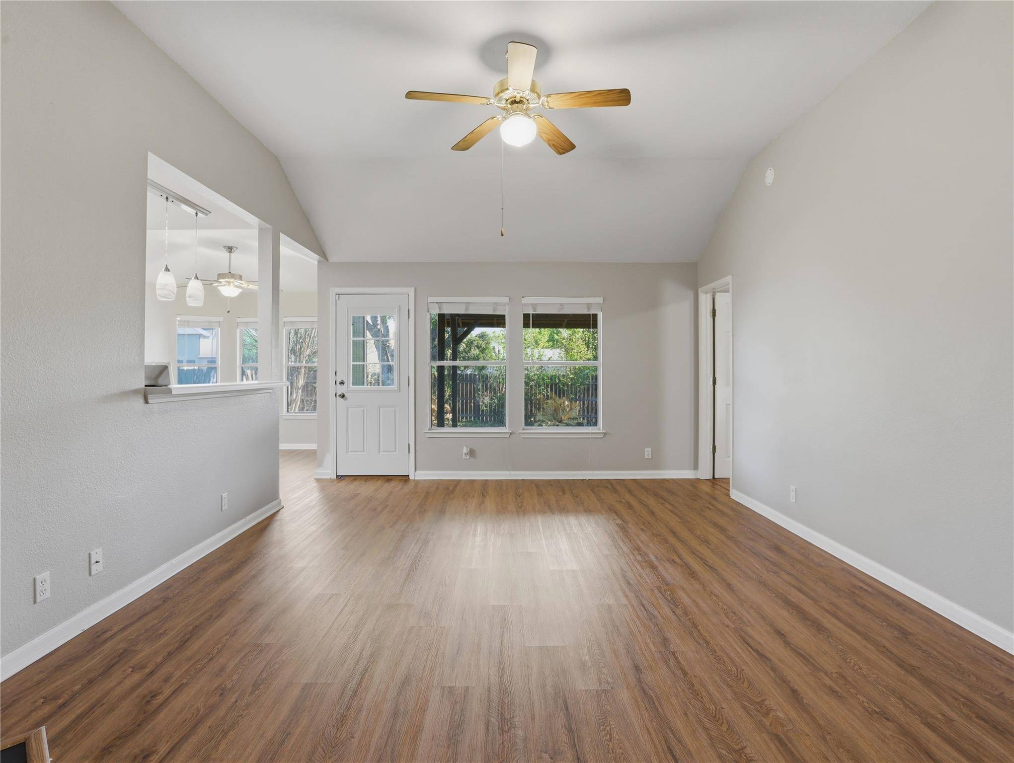 168 Keystone LOOP, Kyle, TX 78640