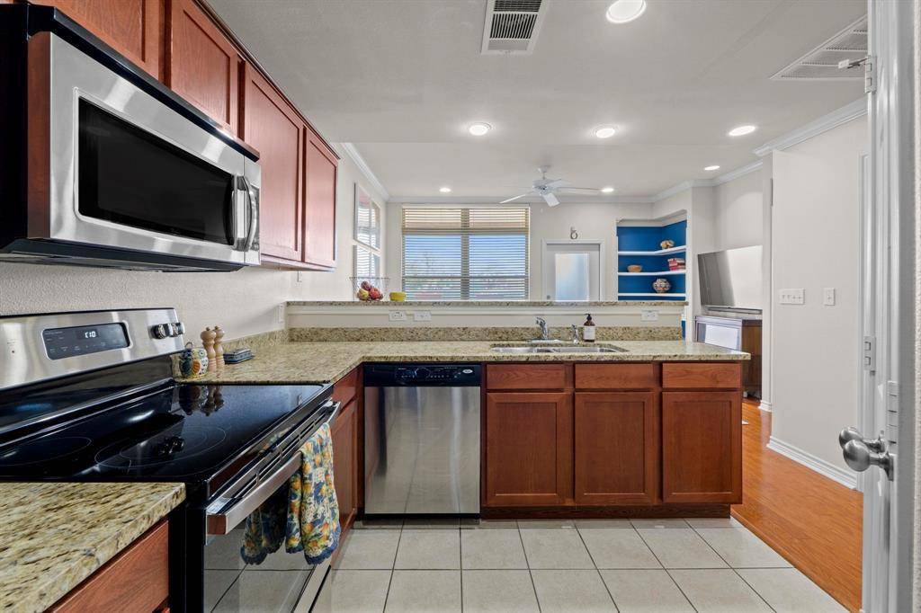 305 E 31st ST #2, Austin, TX 78705