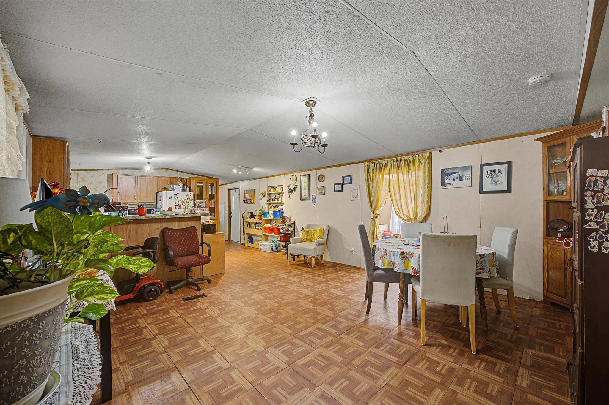 105 S Austin DR, Paige, TX 78659