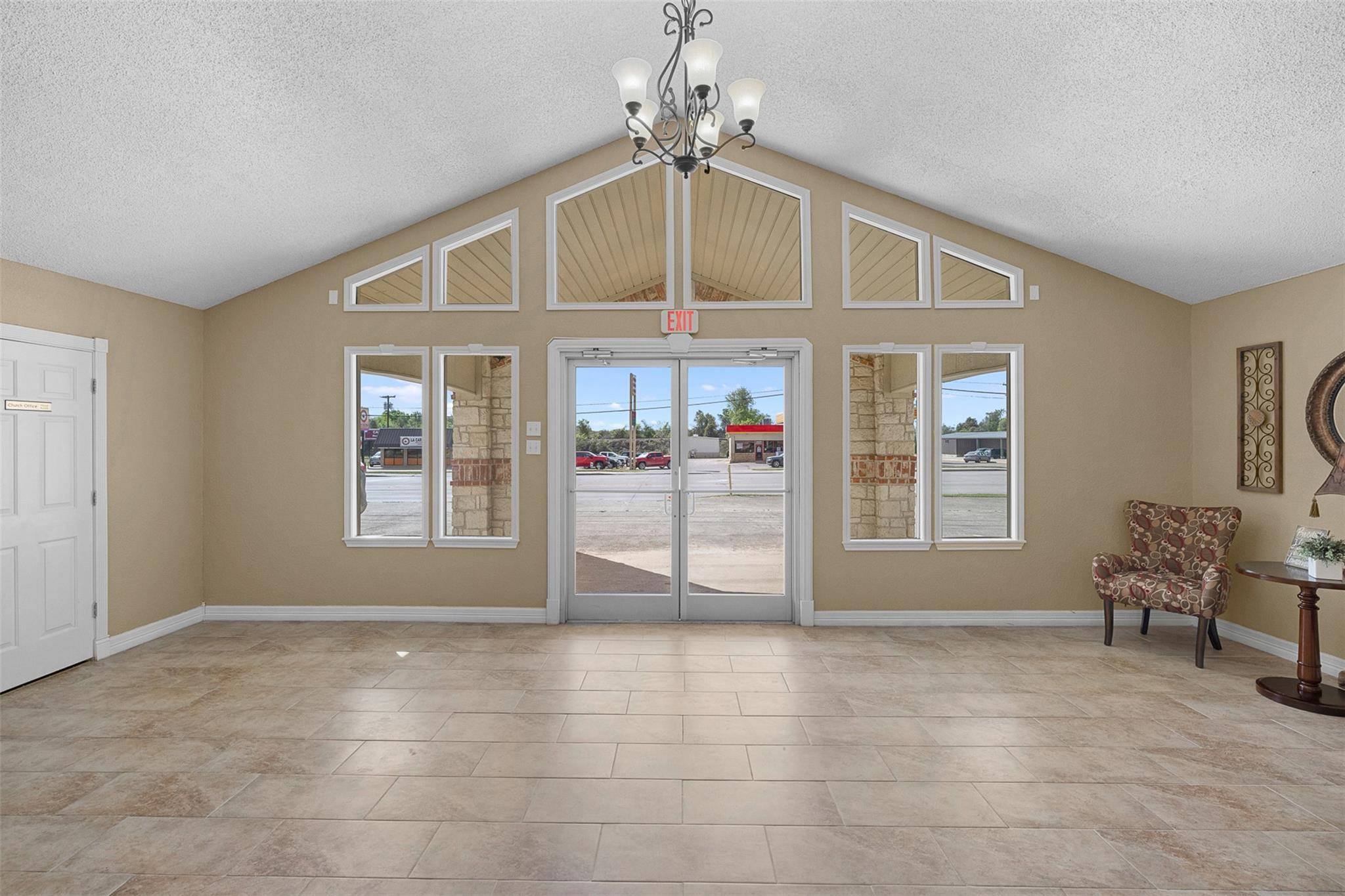 1306 W Cameron Ave, Rockdale, TX 76567