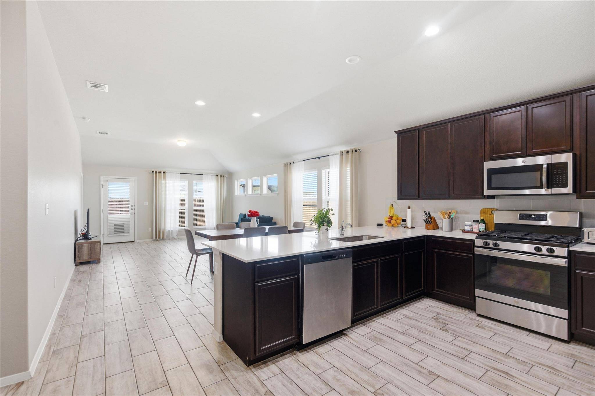 269 Gaida LOOP, Georgetown, TX 78628