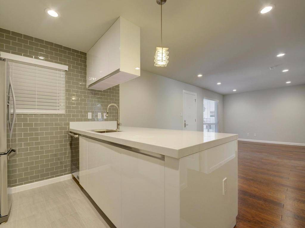 3110 Red River ST #C-402, Austin, TX 78705