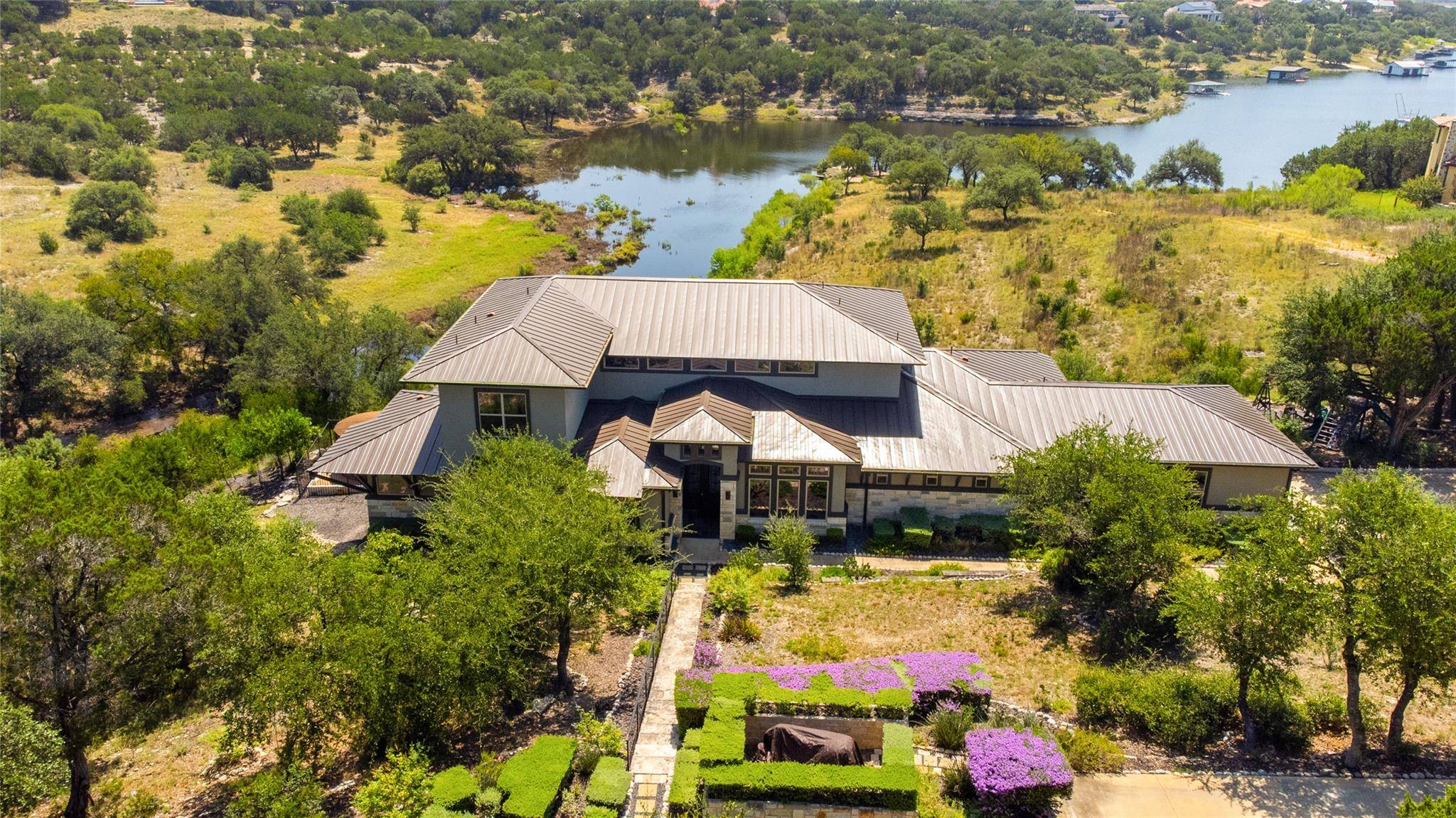 313 Angel Song CV, Spicewood, TX 78669