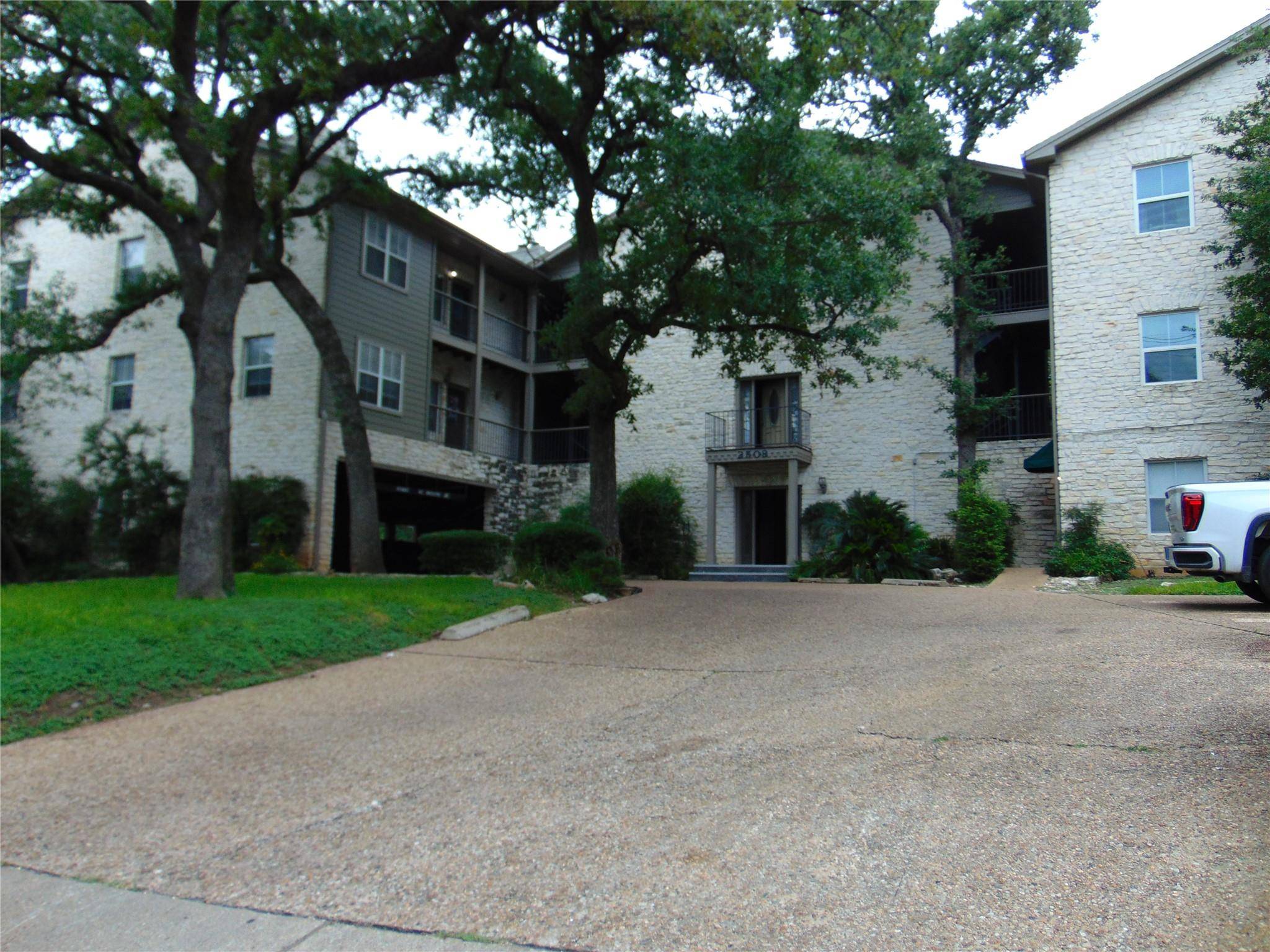 2508 Enfield RD #8, Austin, TX 78703