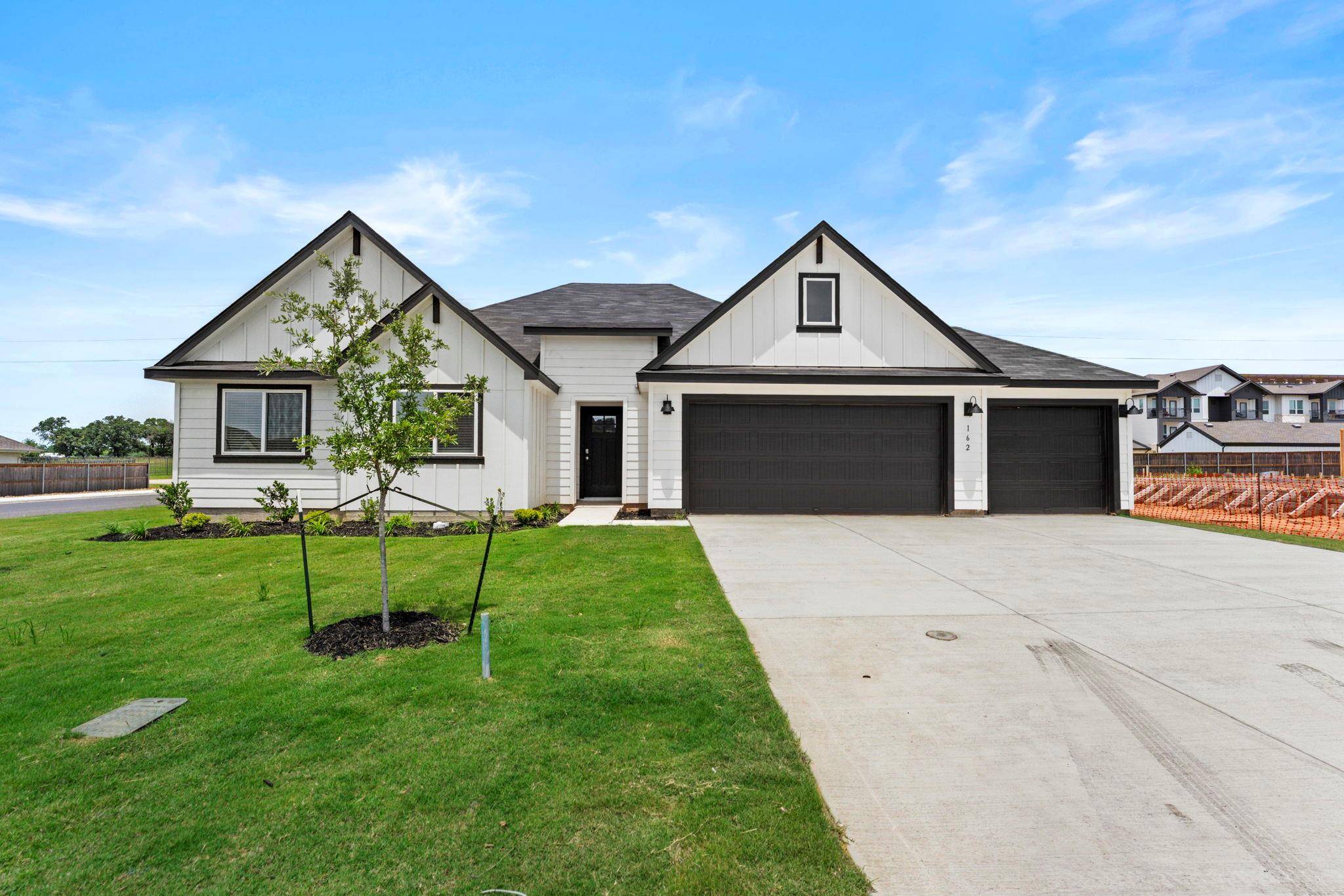 162 Teal ST, Fredericksburg, TX 78624