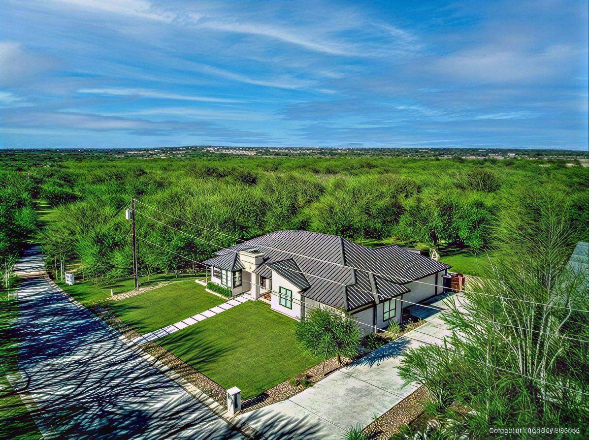 507 Boulder Creek DR, Marble Falls, TX 78654