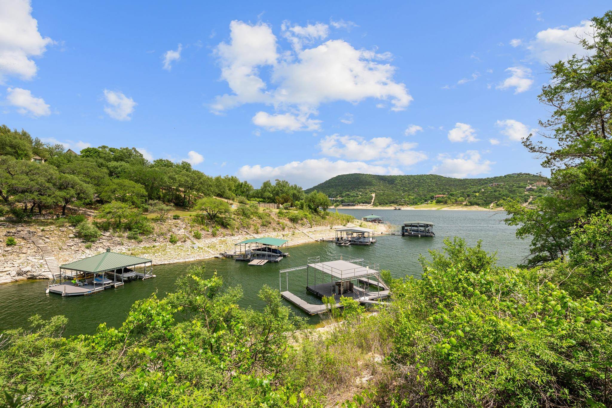 17620 Hunters Hollow, Jonestown, TX 78645