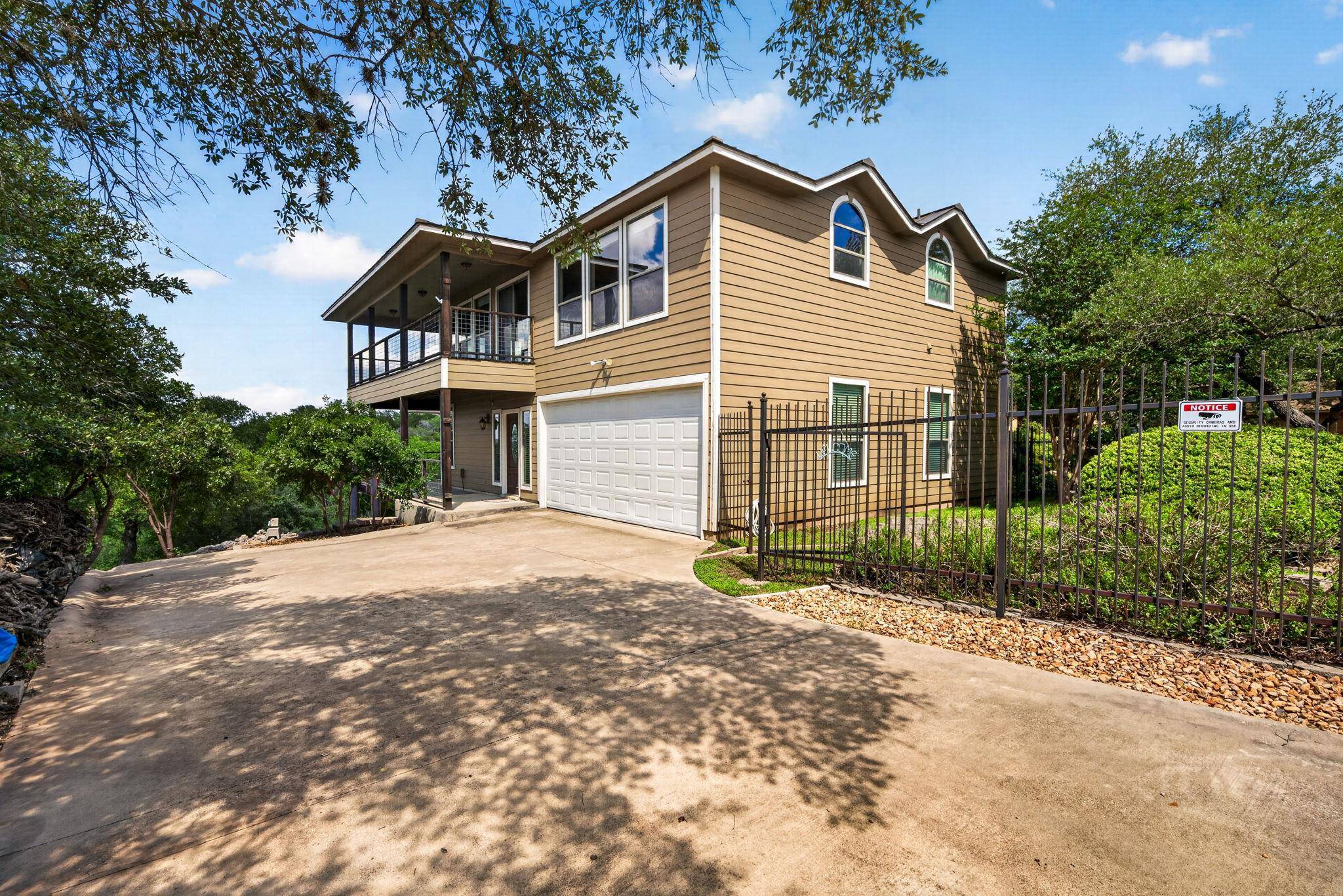 1130 Canyon Springs DR, Canyon Lake, TX 78133