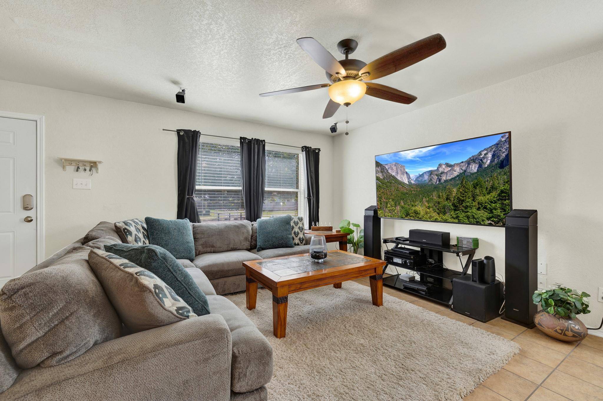 603 NW Crossing DR, New Braunfels, TX 78130