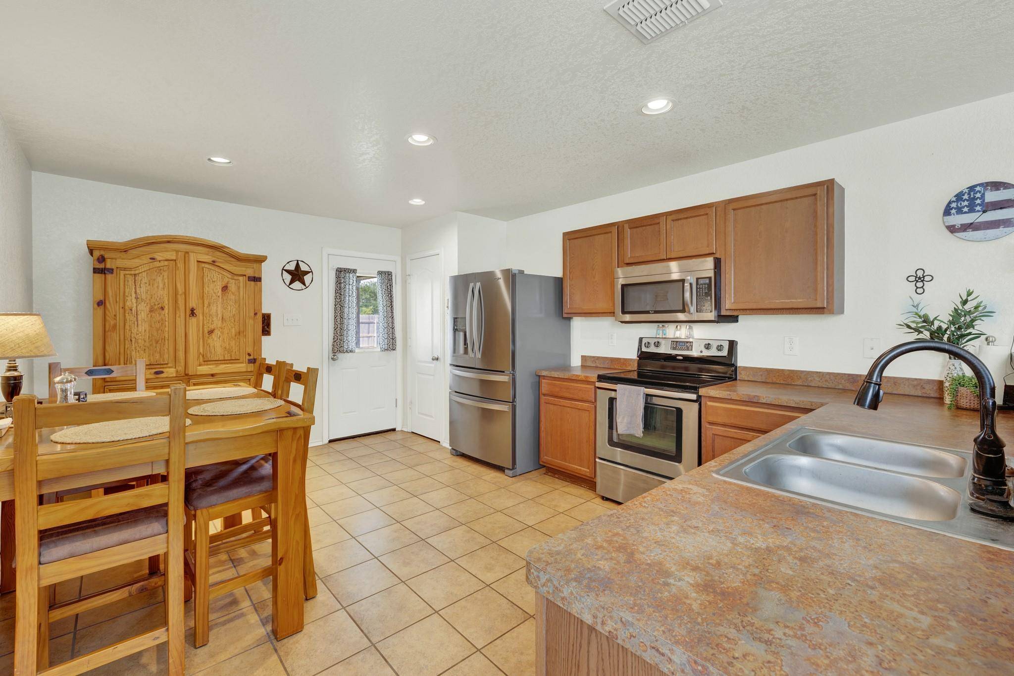 603 NW Crossing DR, New Braunfels, TX 78130