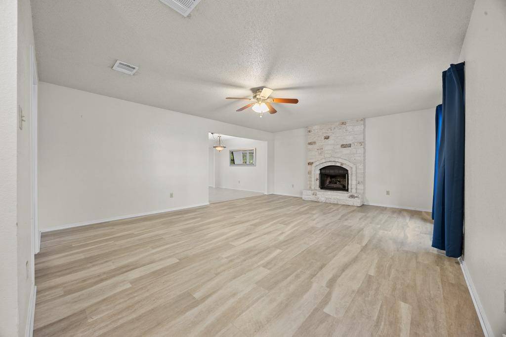 1000 W Noton ST, Pflugerville, TX 78660