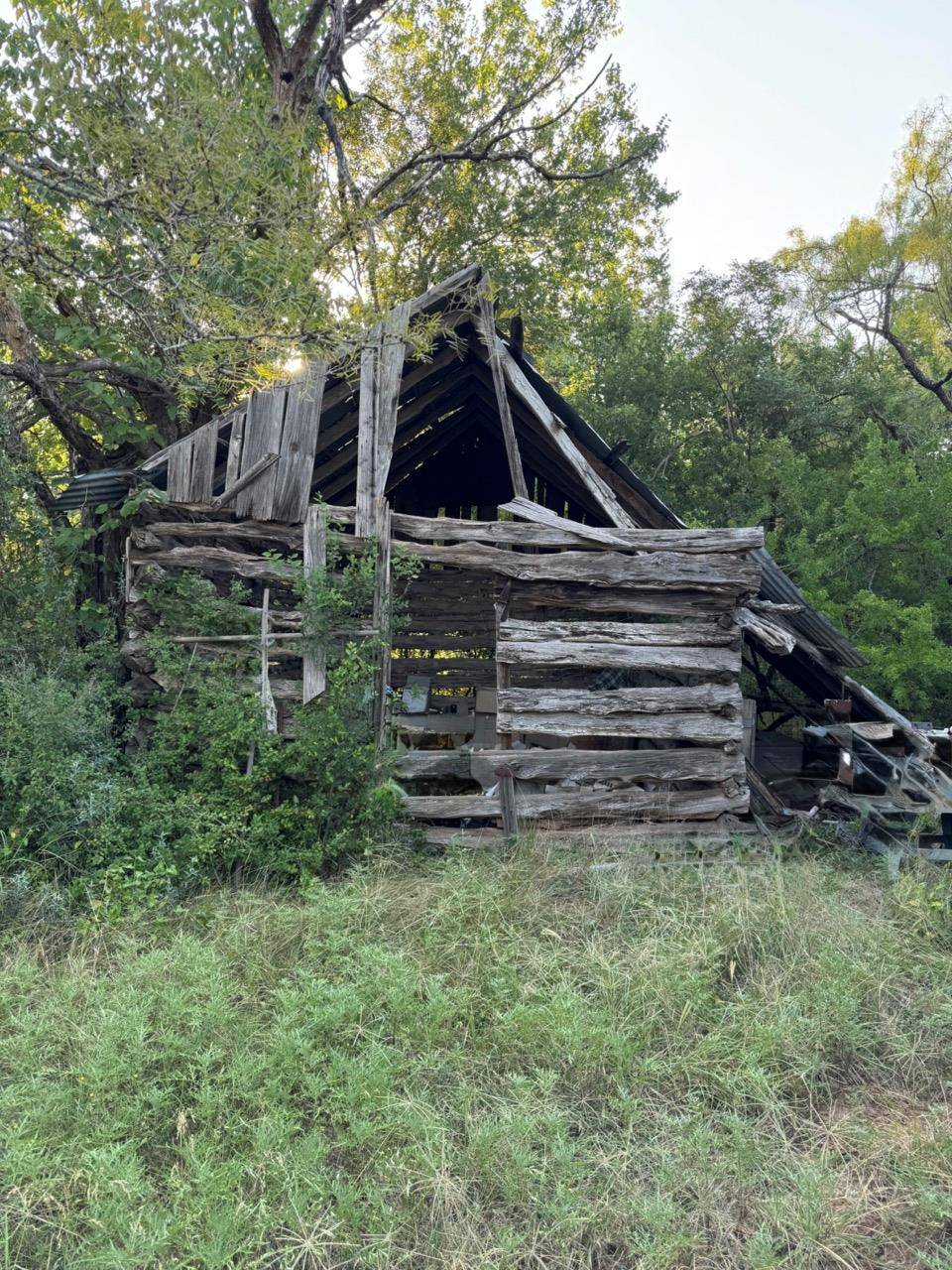 25723 Hamilton Pool RD, Round Mountain, TX 78654
